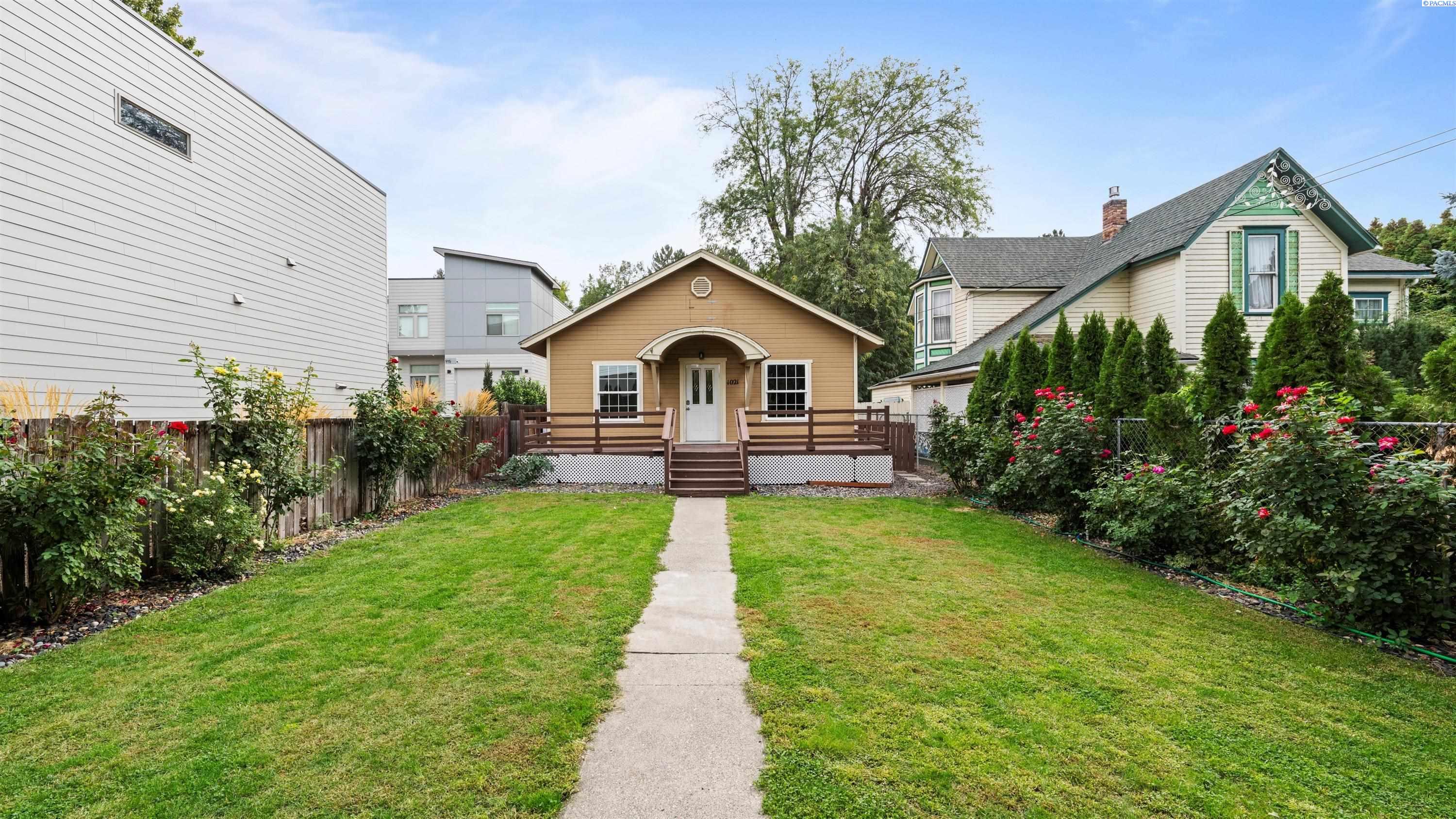 1021 Park Ave, Prosser, WA 99350