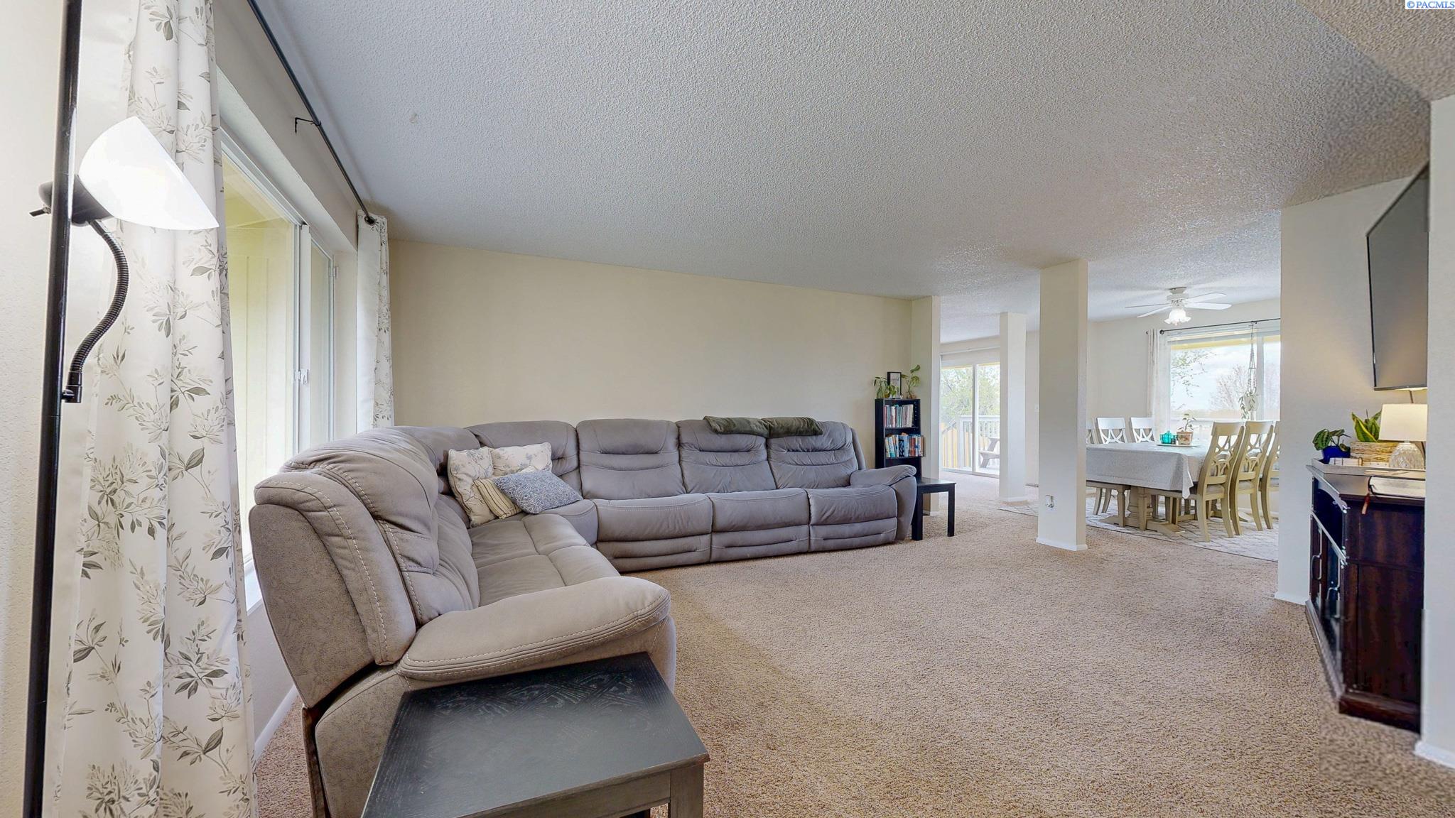 1617 Jean St, Kennewick, WA 99337