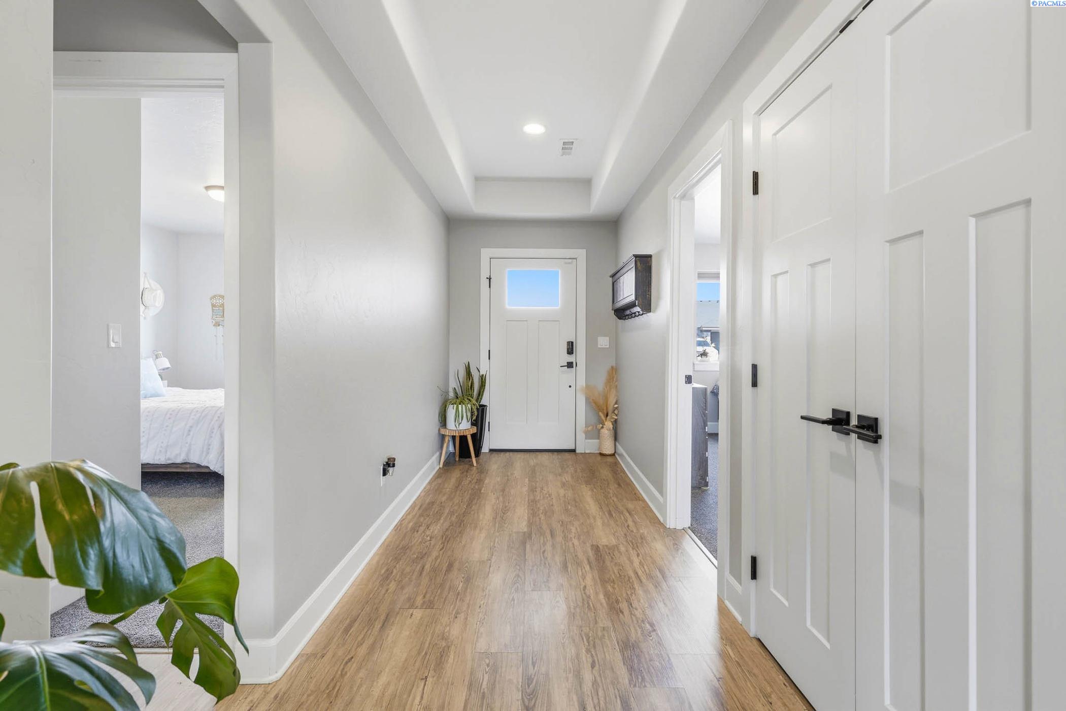 4422 Kitimat Ln, Pasco, WA 99301