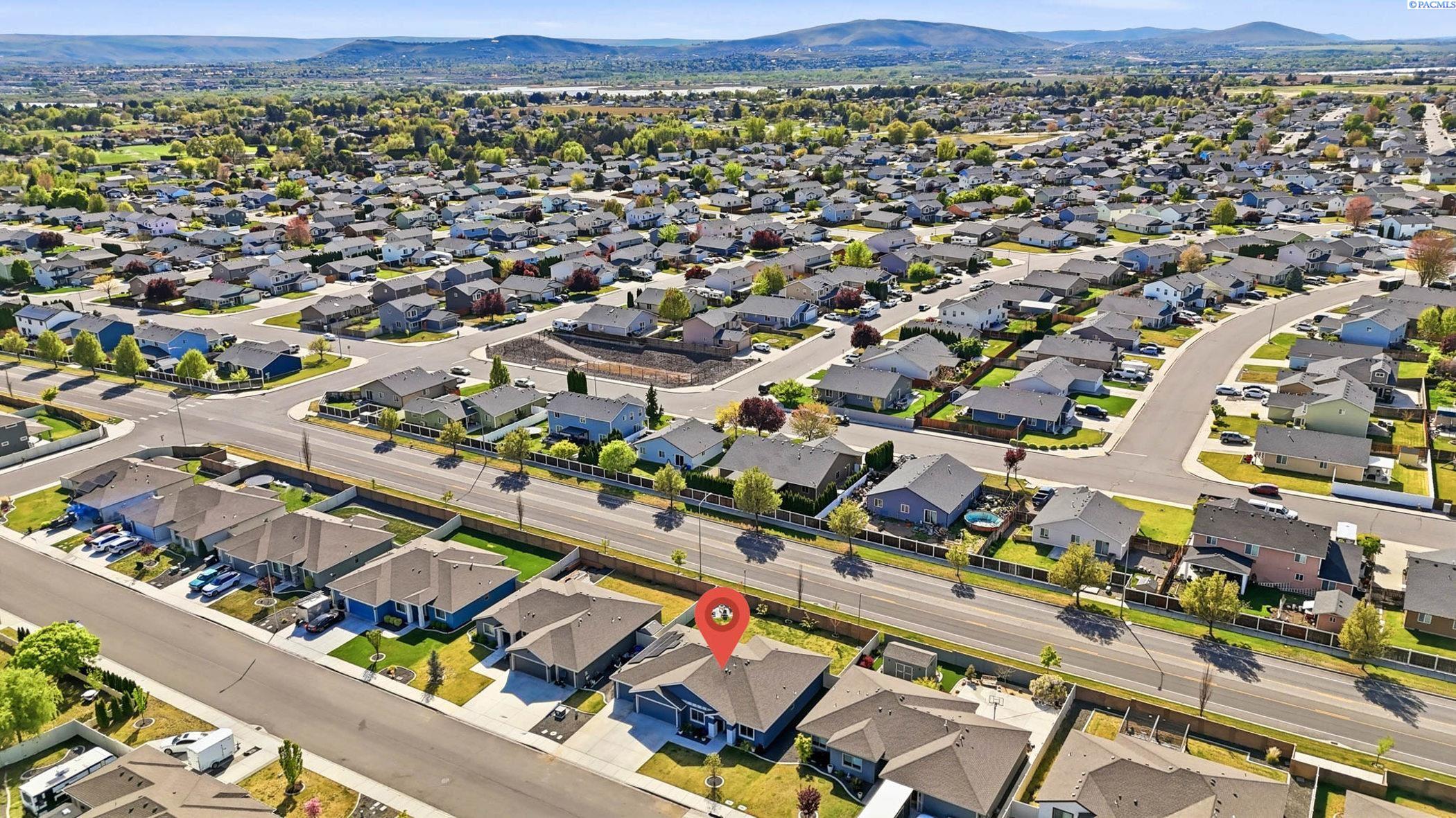4422 Kitimat Ln, Pasco, WA 99301