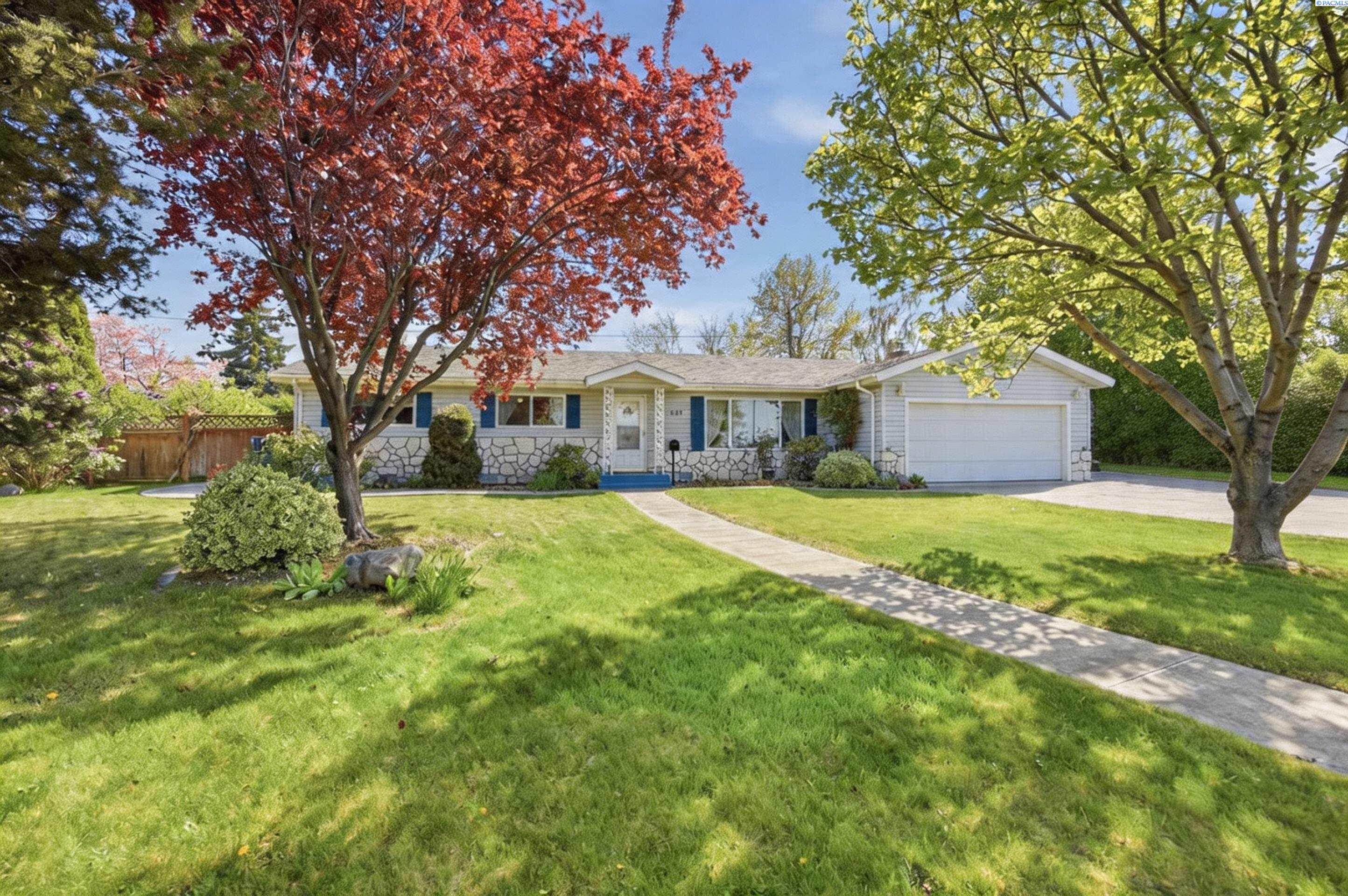 4303 Okanogan Ave, Kennewick, WA 99336-0000