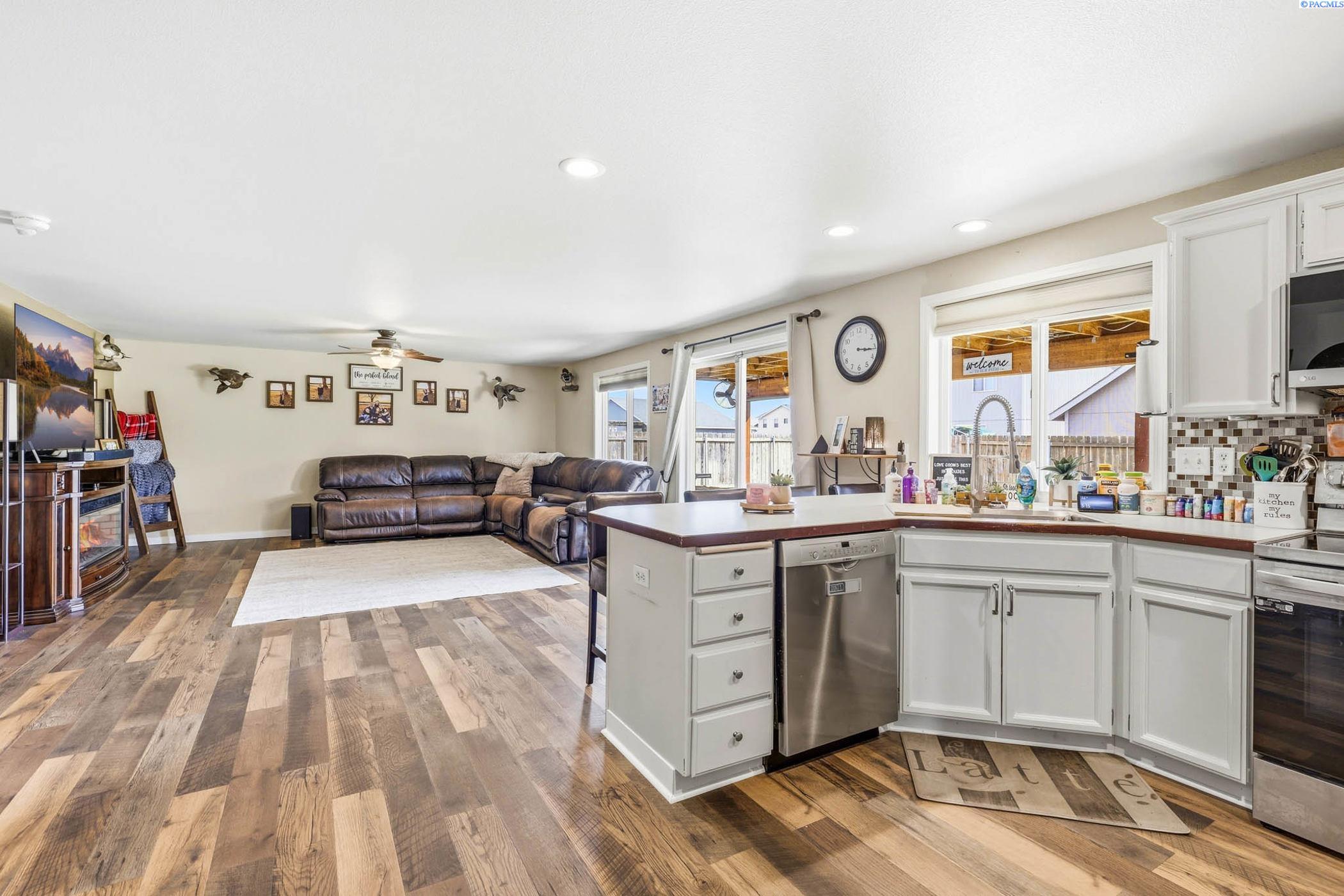 4110 Finnhorse Ln, Pasco, WA 99301