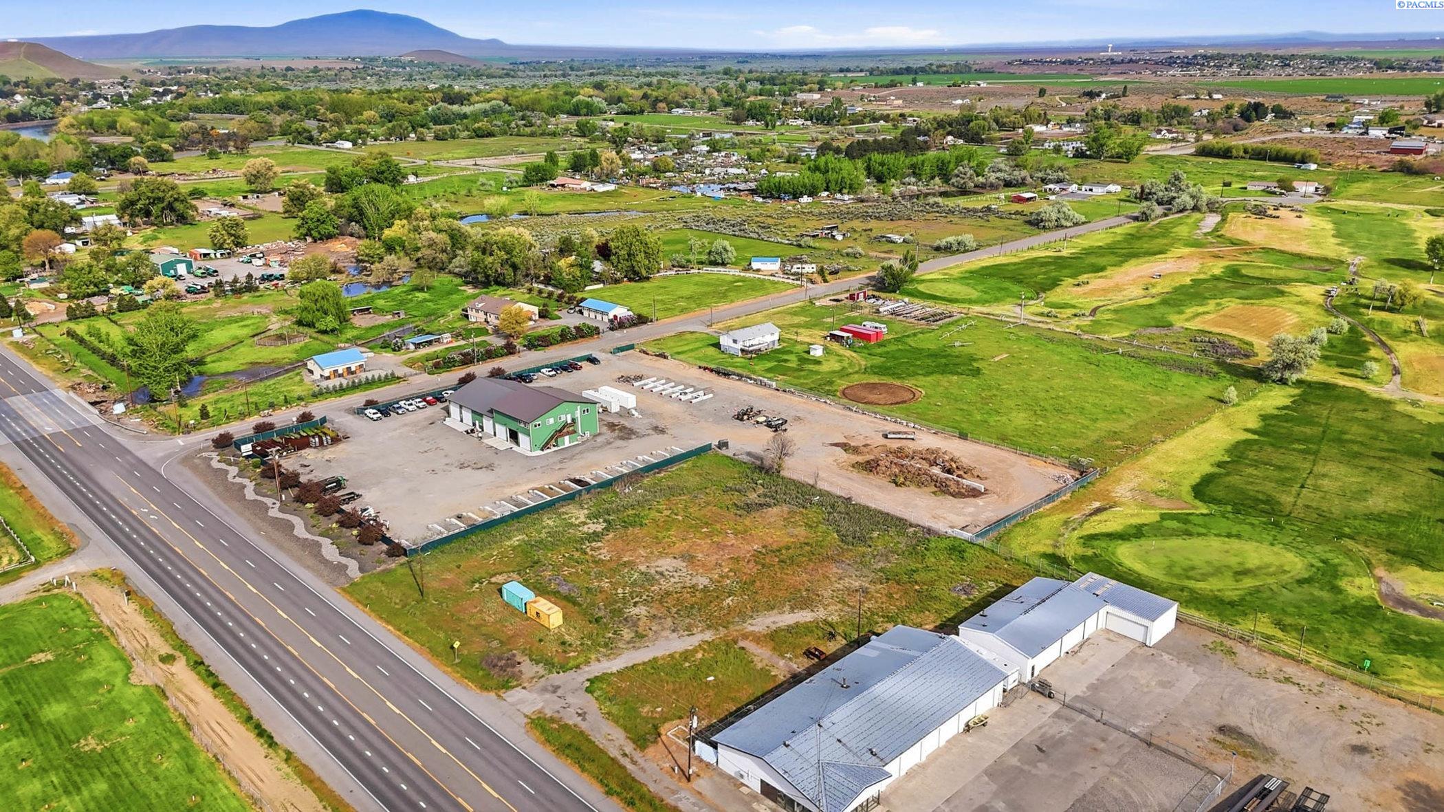 2682 Van Giesen St, Richland, WA 99352