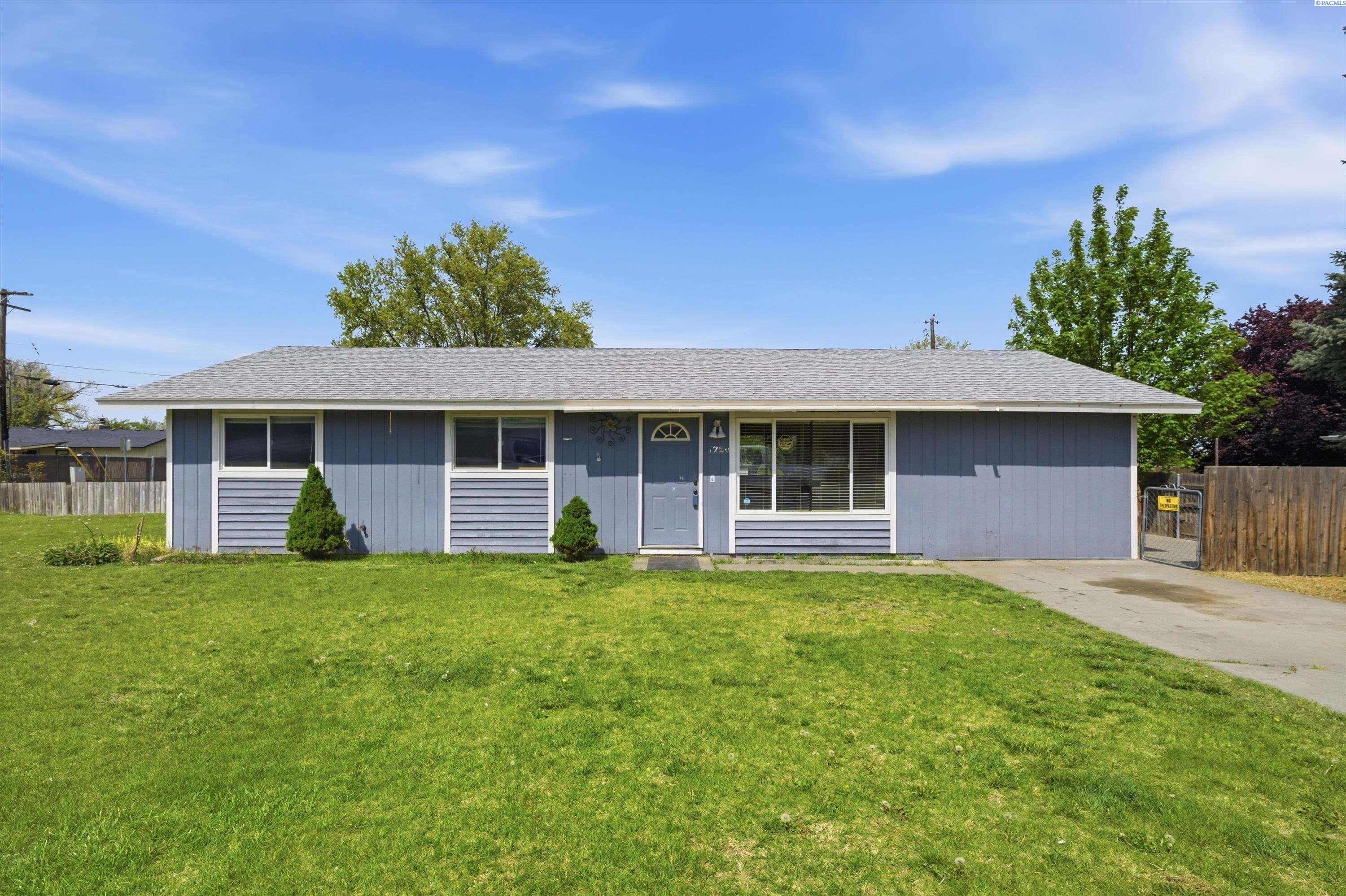 1720 11th Ave, Kennewick, WA 99337