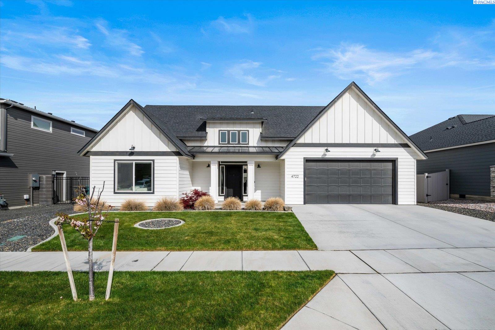 4722 White Dr, Richland, WA 99352