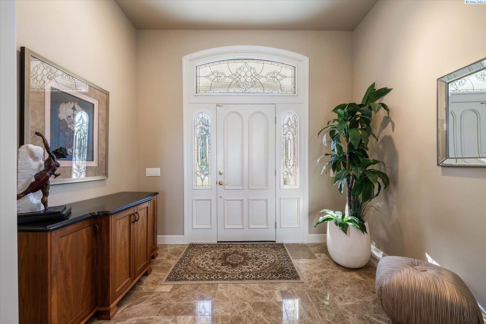 2630 Quarterhorse Way, Richland, WA 99352