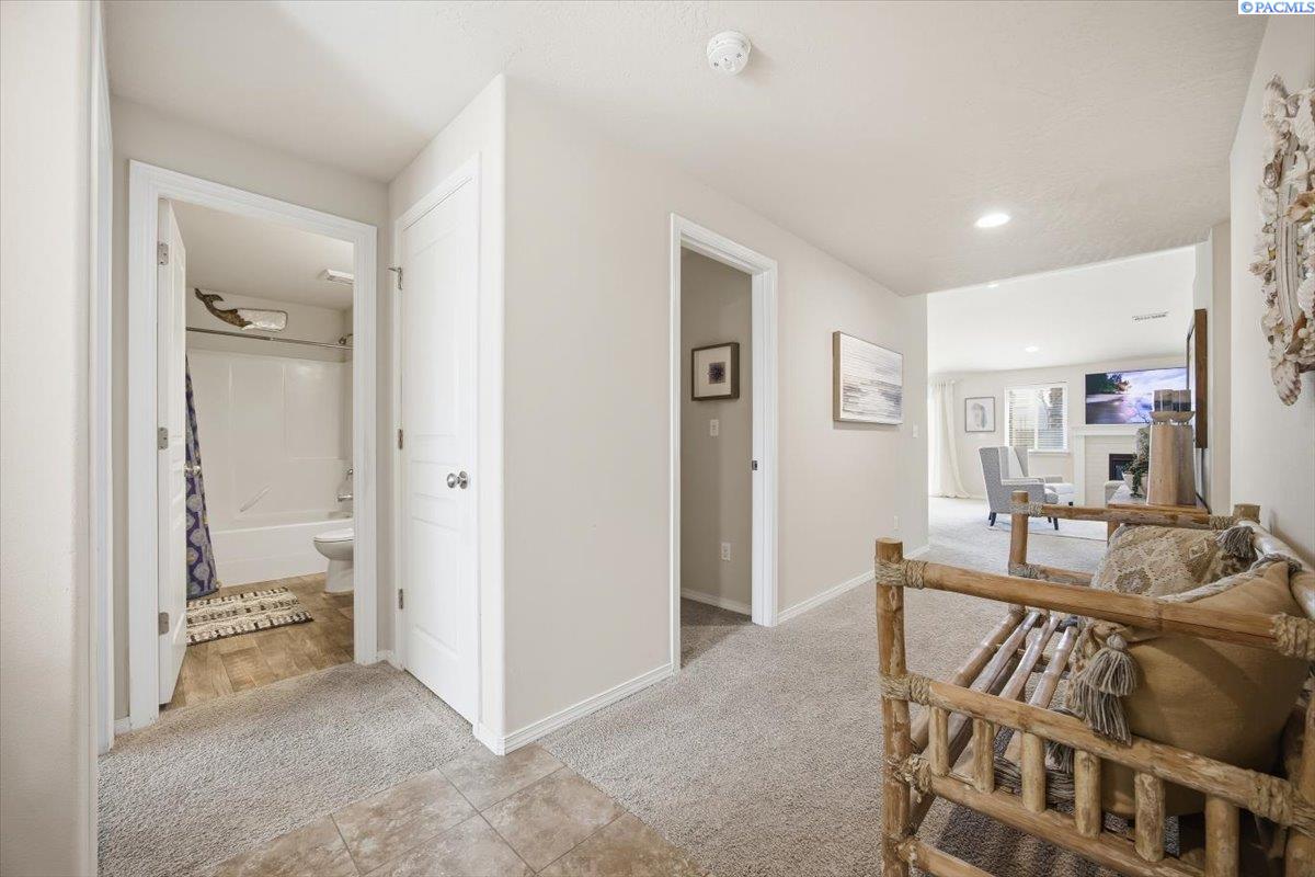 9341 9th Pl, Kennewick, WA 99336