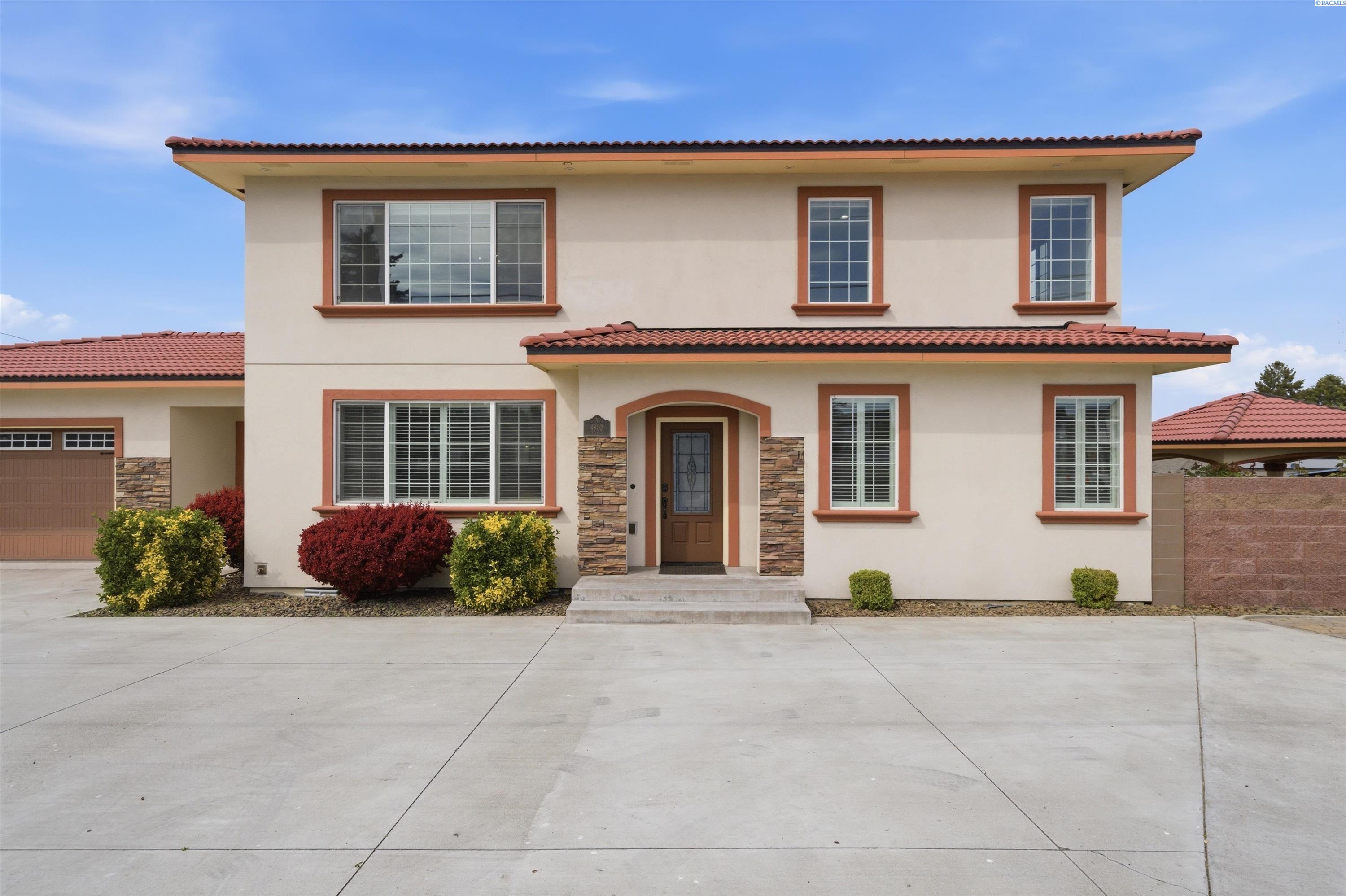 4802 Canal Dr, Kennewick, WA 99336