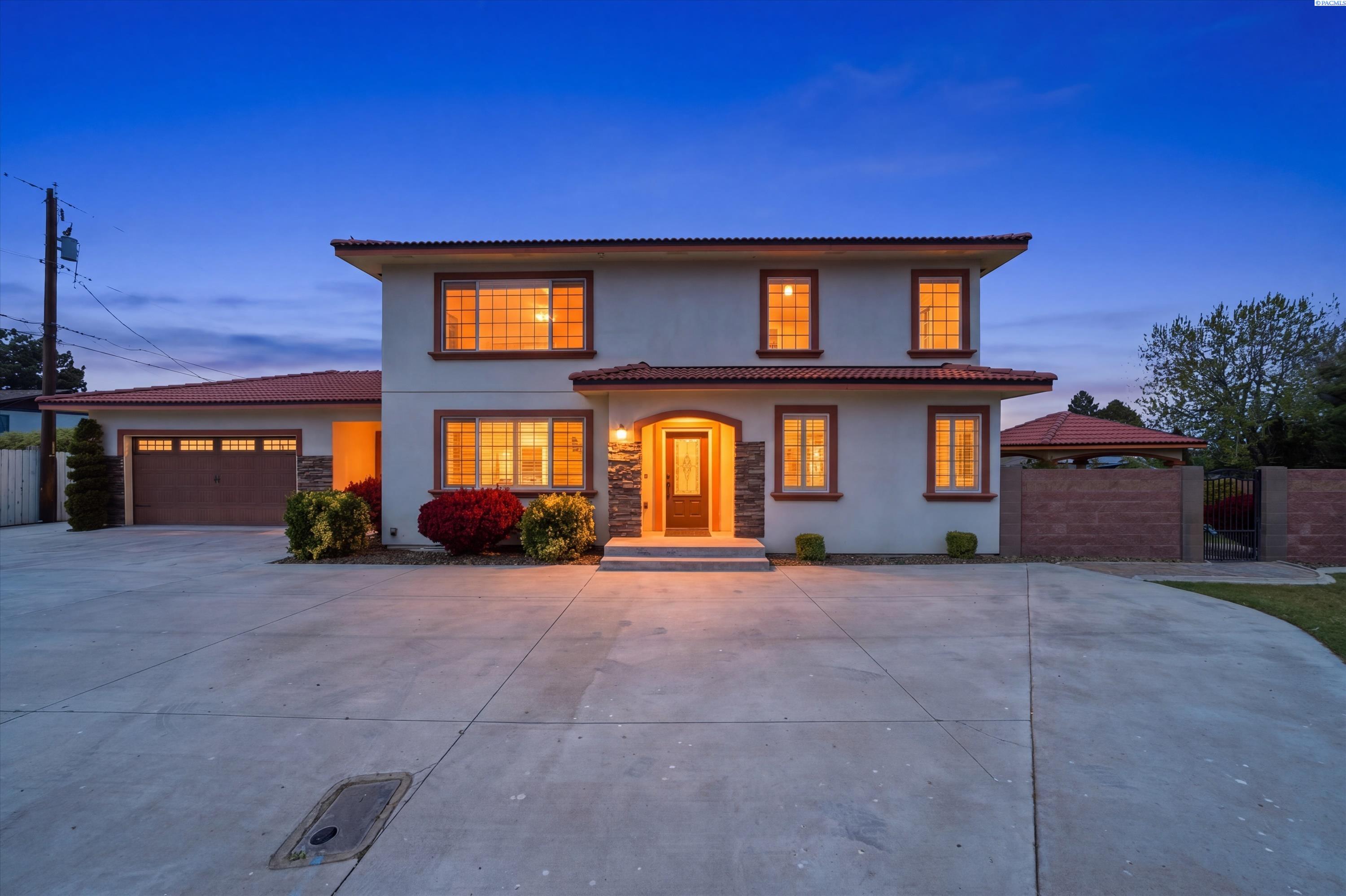 4802 Canal Dr, Kennewick, WA 99336