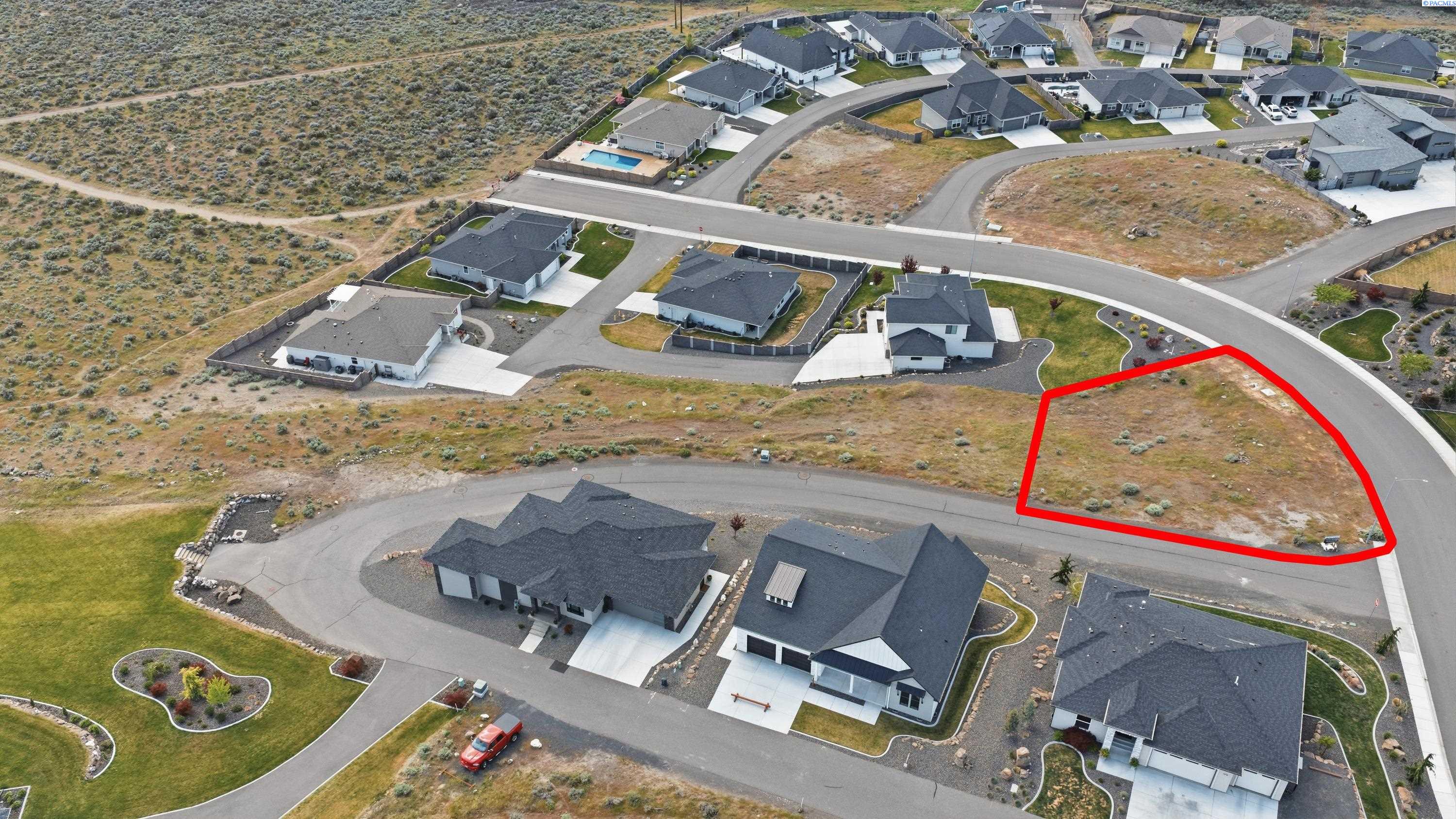 1013 Sagebluff Ln, Richland, WA 99352