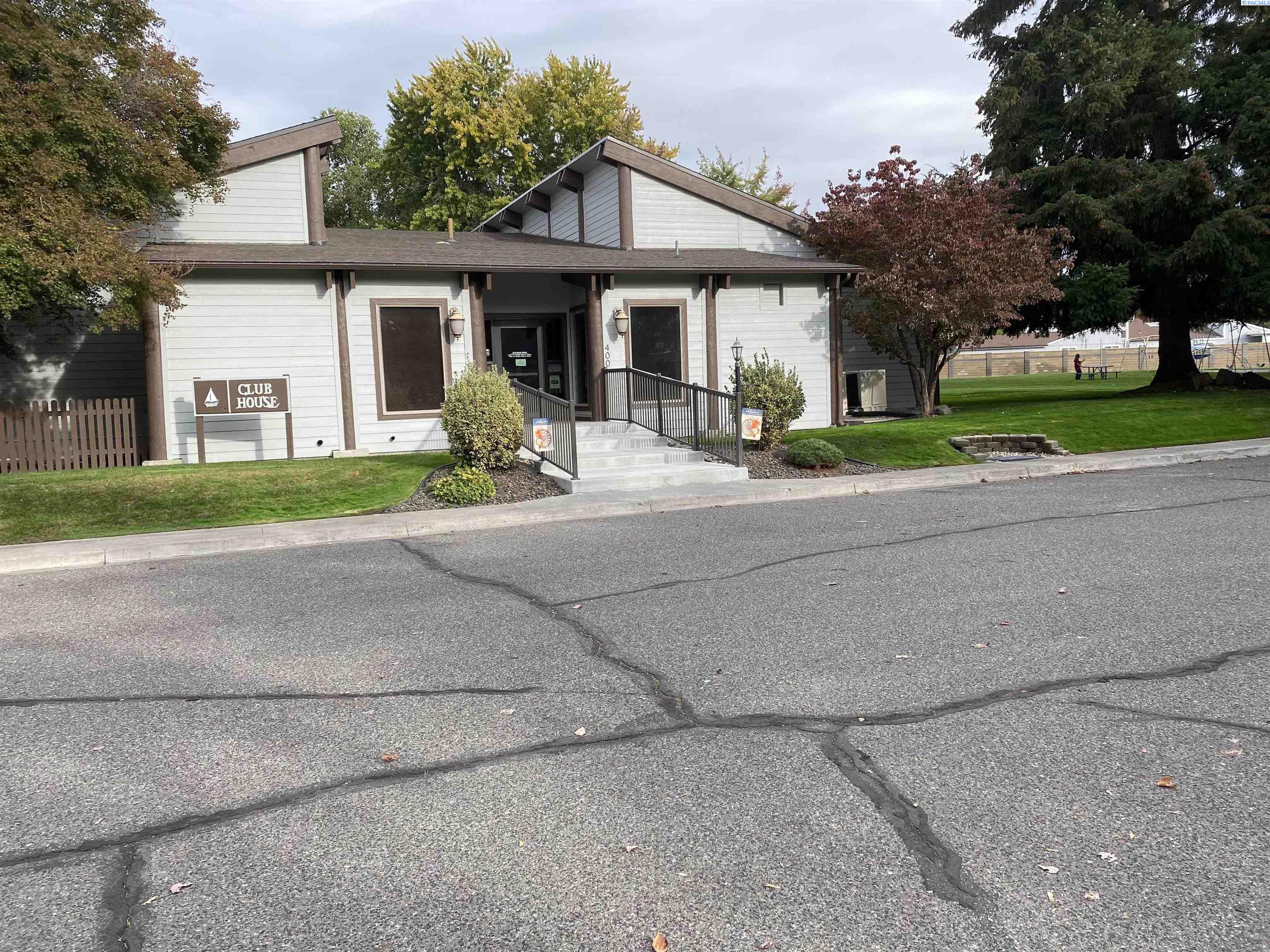 2455 Bay Ct, Richland, WA 99354-1914