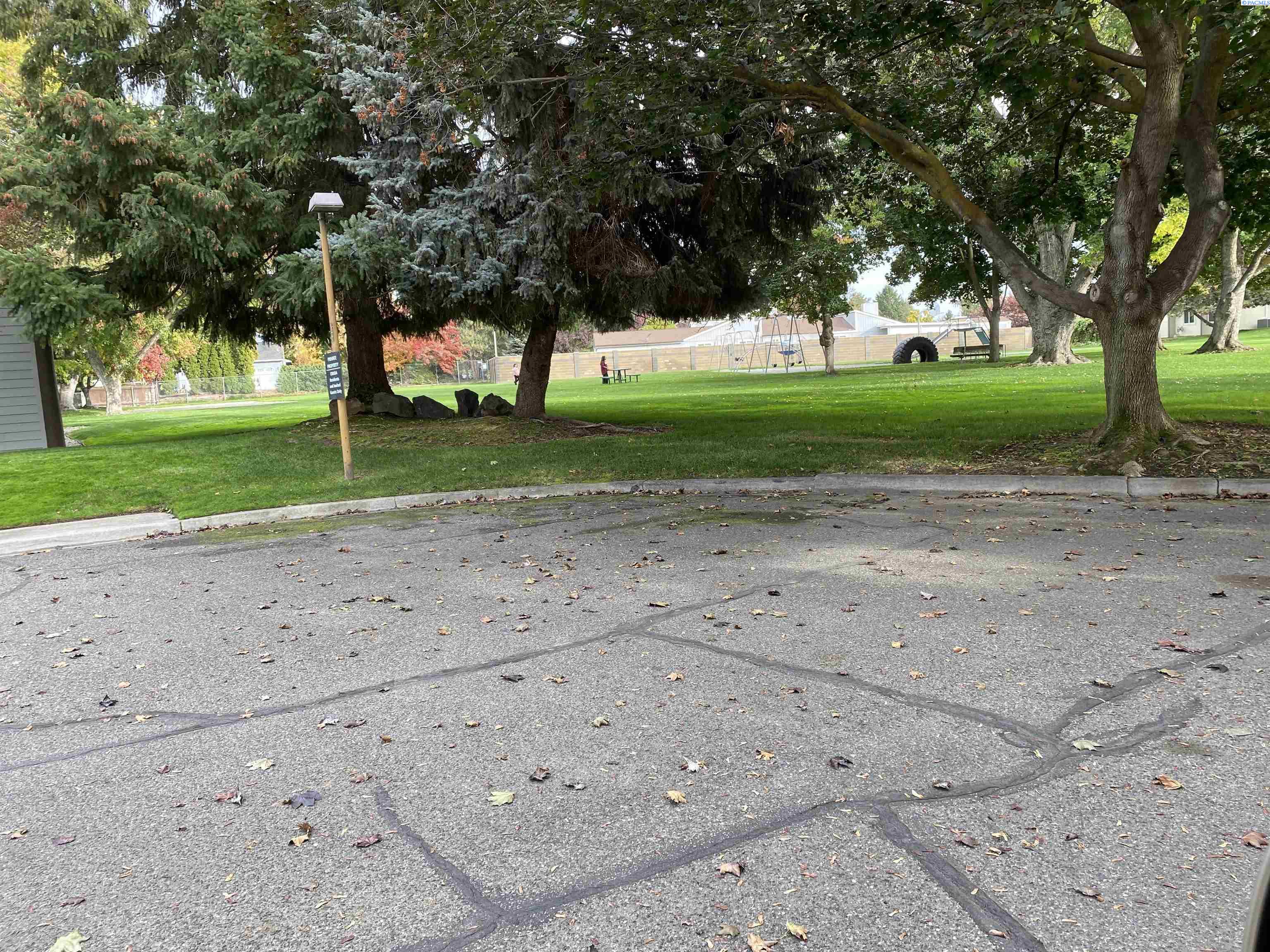 2455 Bay Ct, Richland, WA 99354-1914