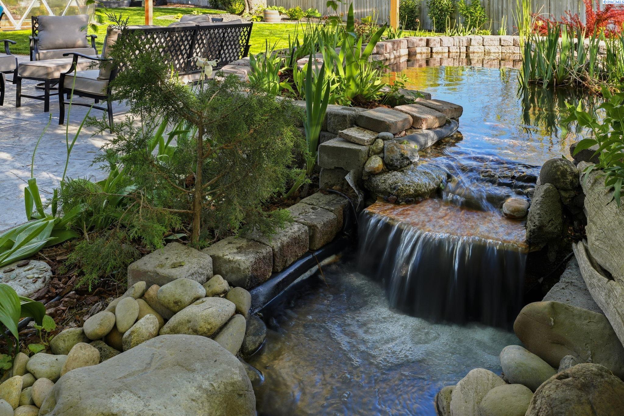 4615 Robin Ct, West Richland, WA 99353