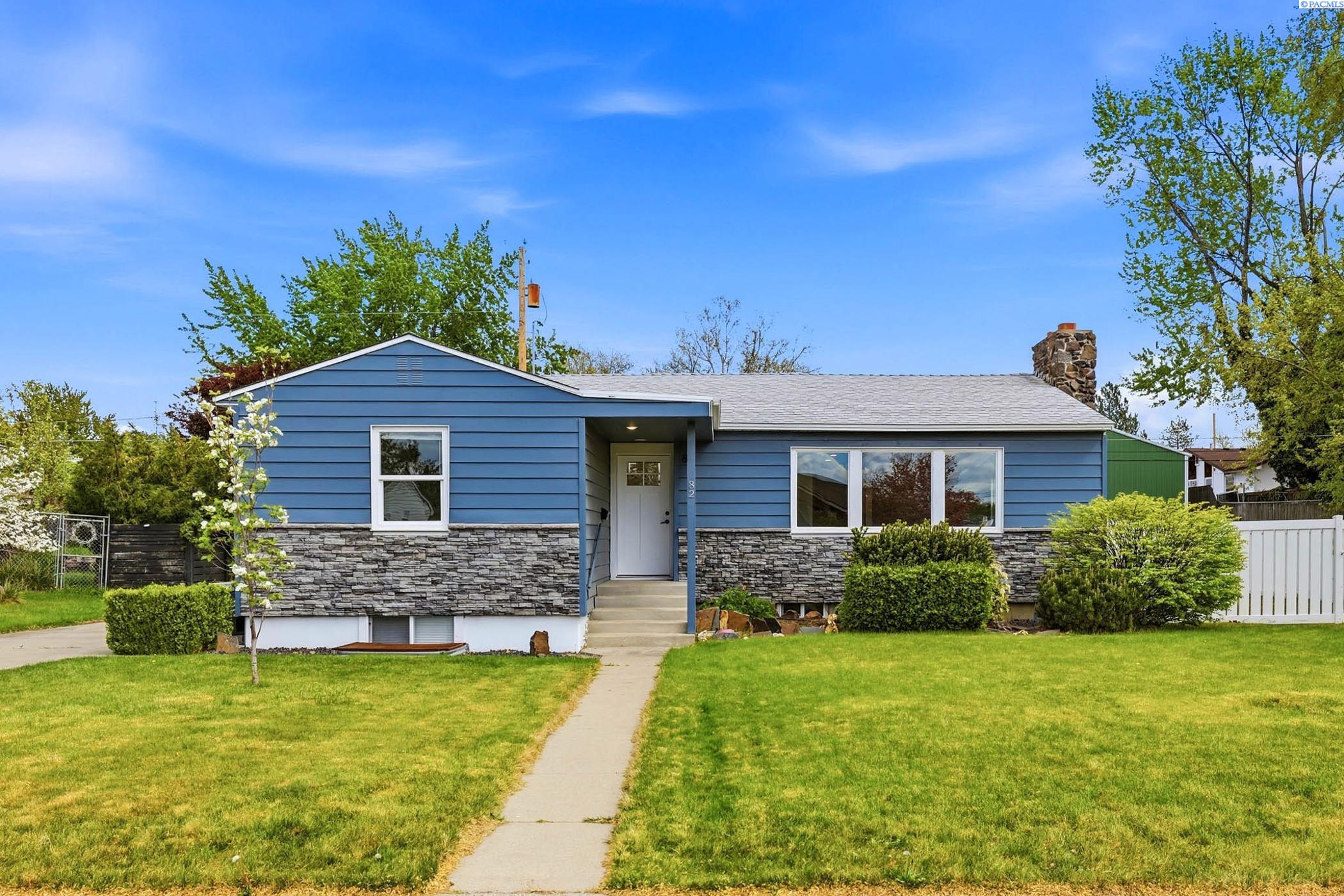 82 Hodges Ct, Richland, WA 99354