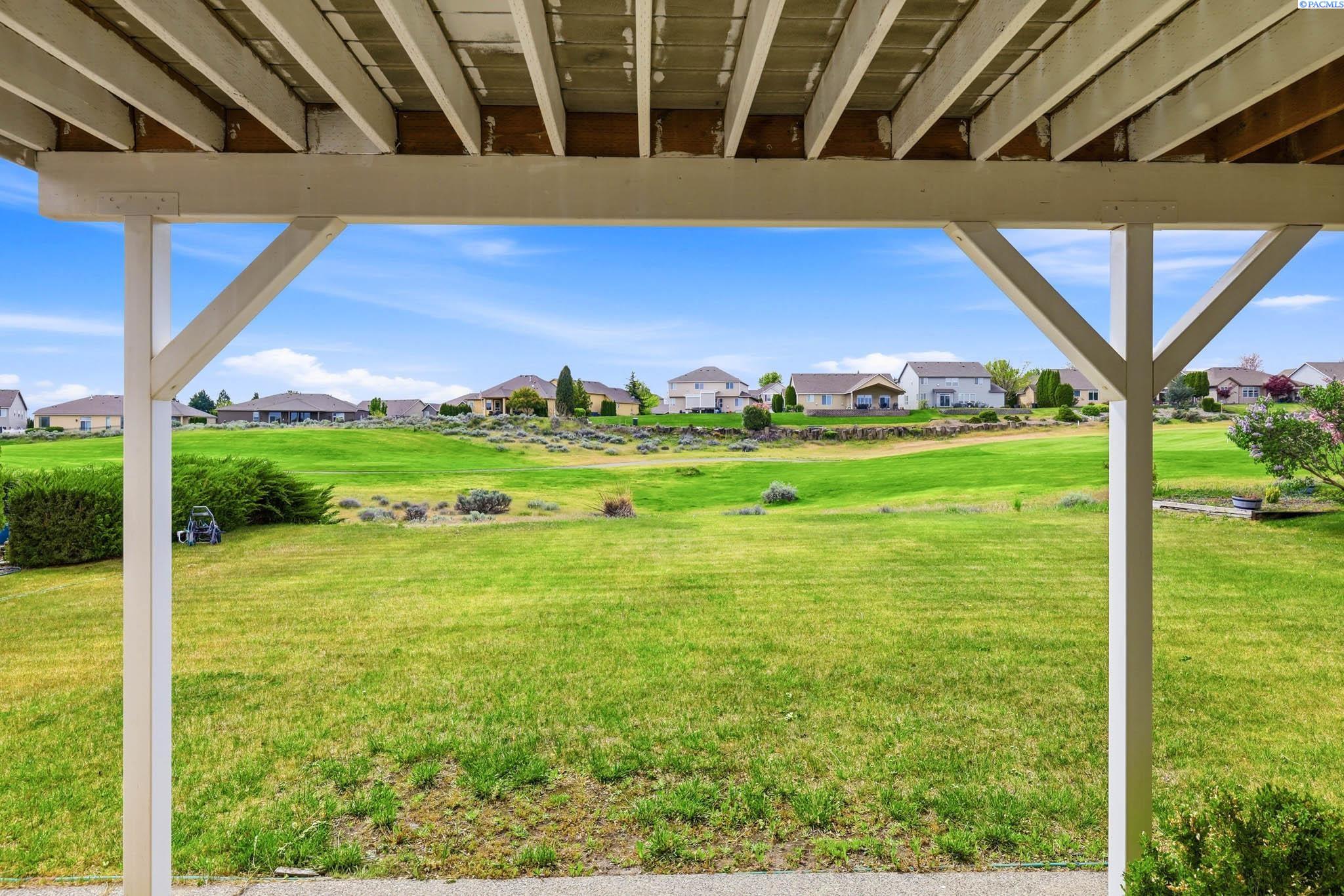 2873 Troon Ct, Richland, WA 99354