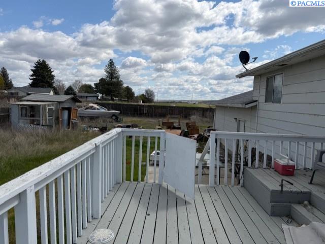 440 Birch St, Connell, WA 99326