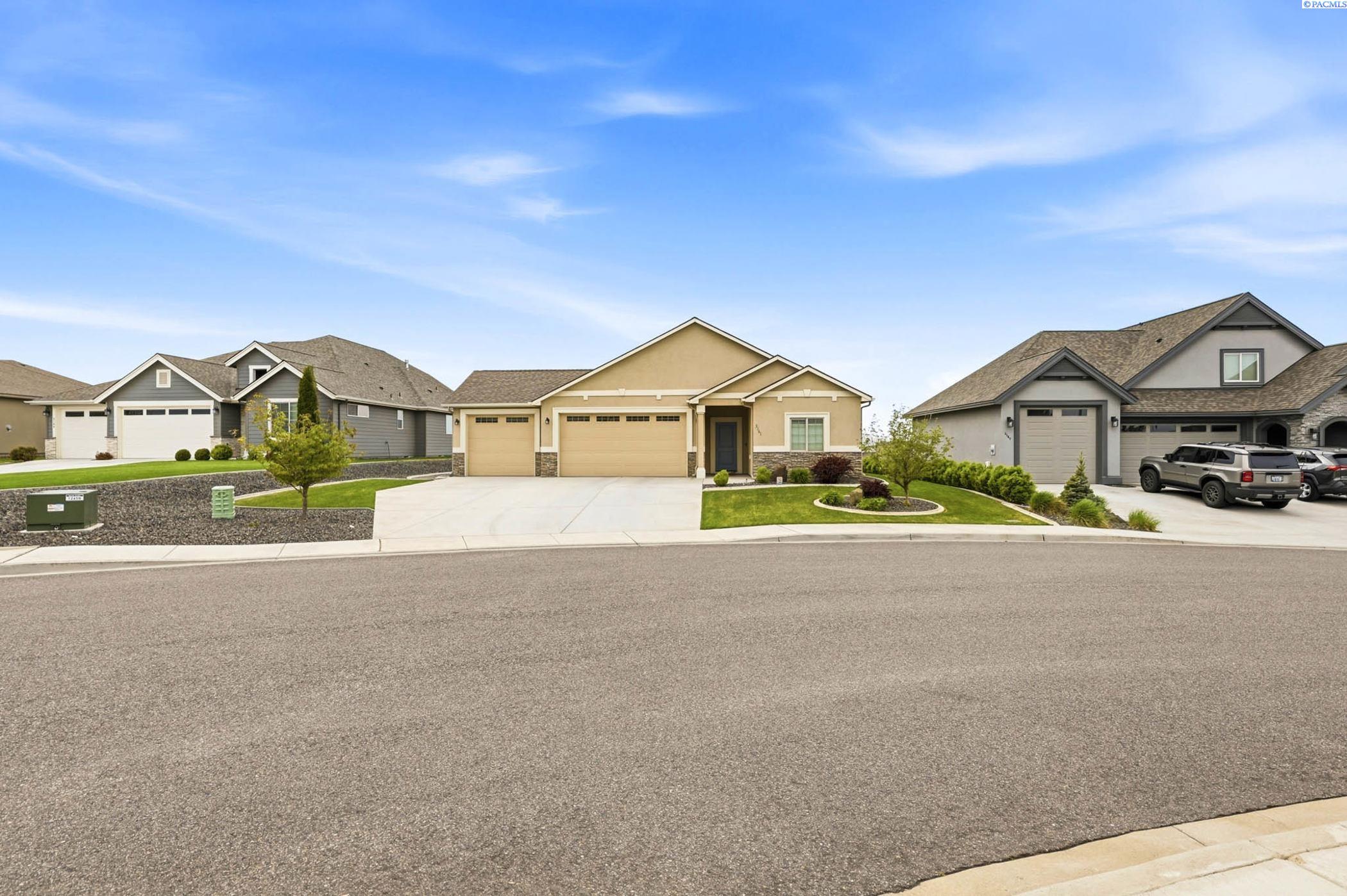 3161 Deserthawk Loop, Richland, WA 99354