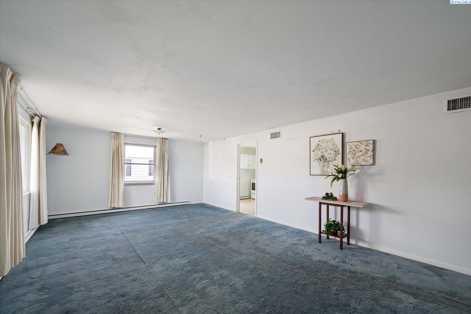 604 Birch Ave, Richland, WA 99352