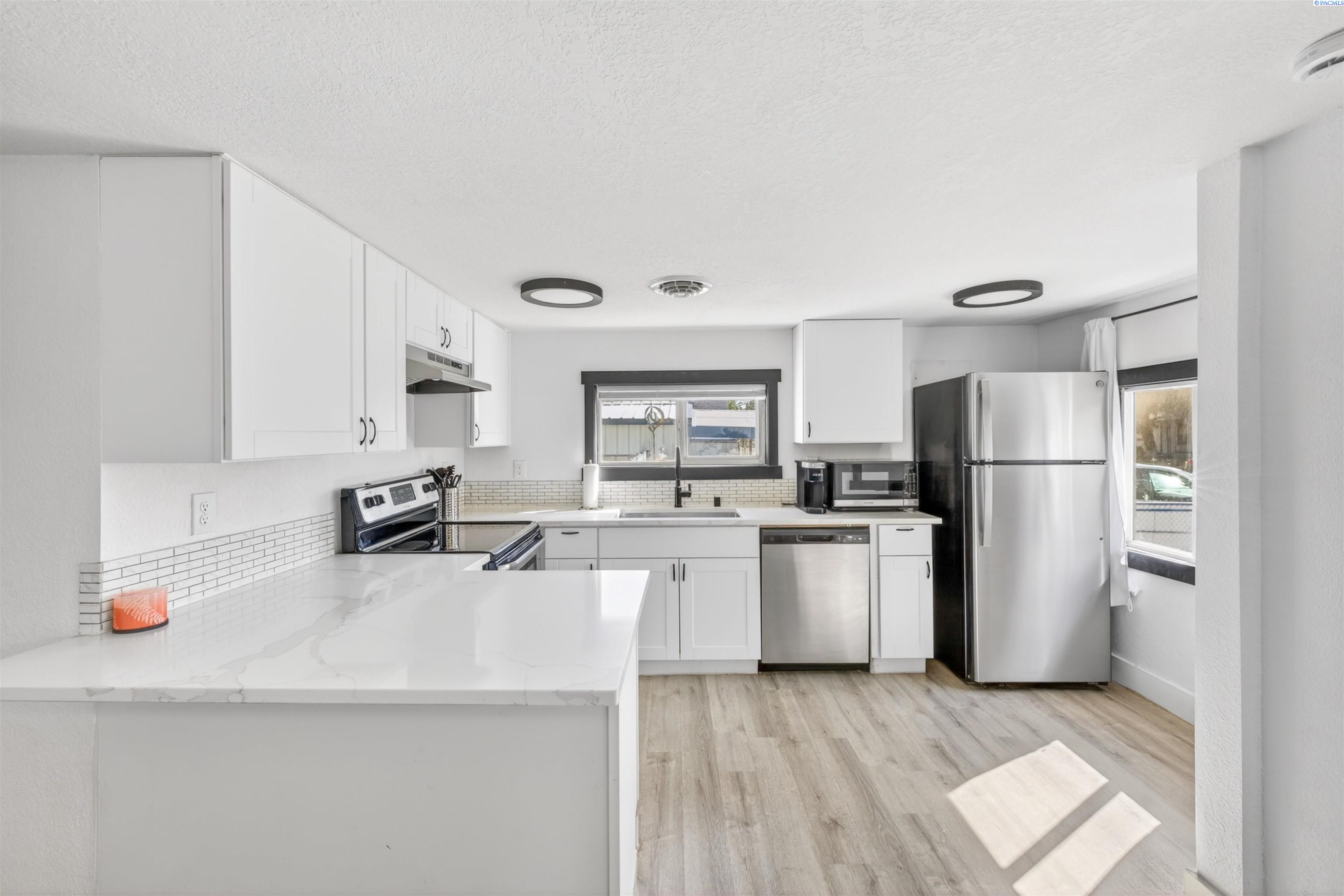 810 Smith Ave, Richland, WA 99352