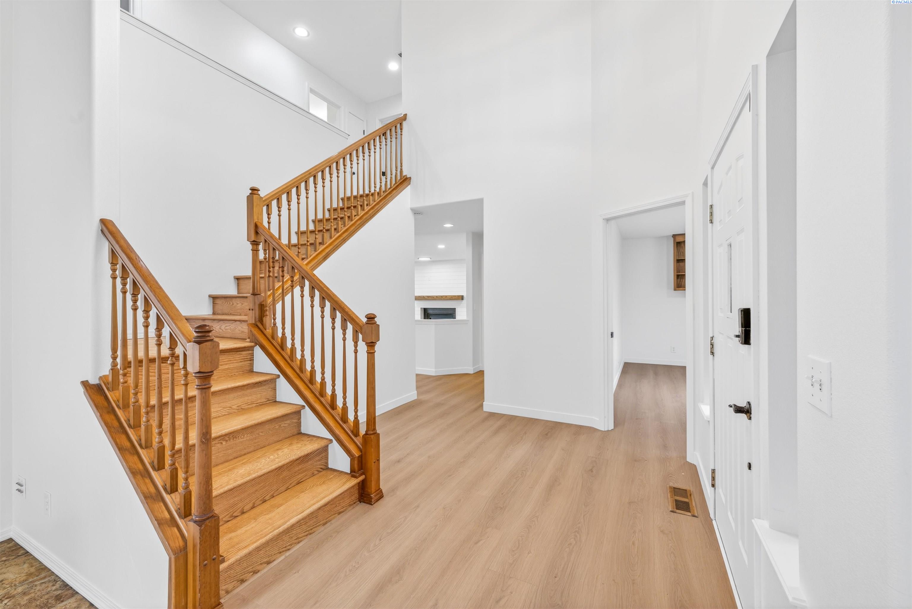 1631 Elementary St, Richland, WA 99352