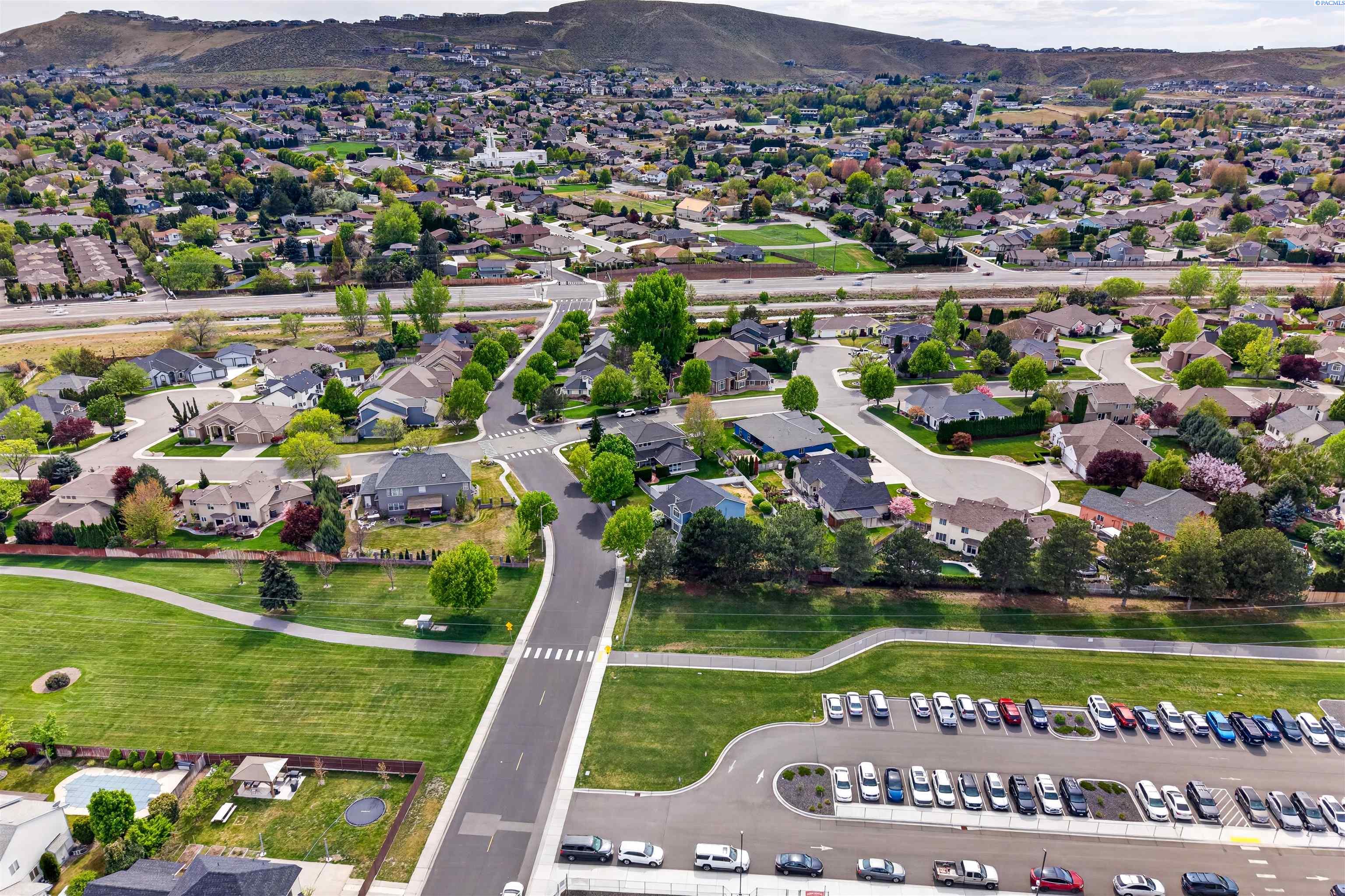 1631 Elementary St, Richland, WA 99352