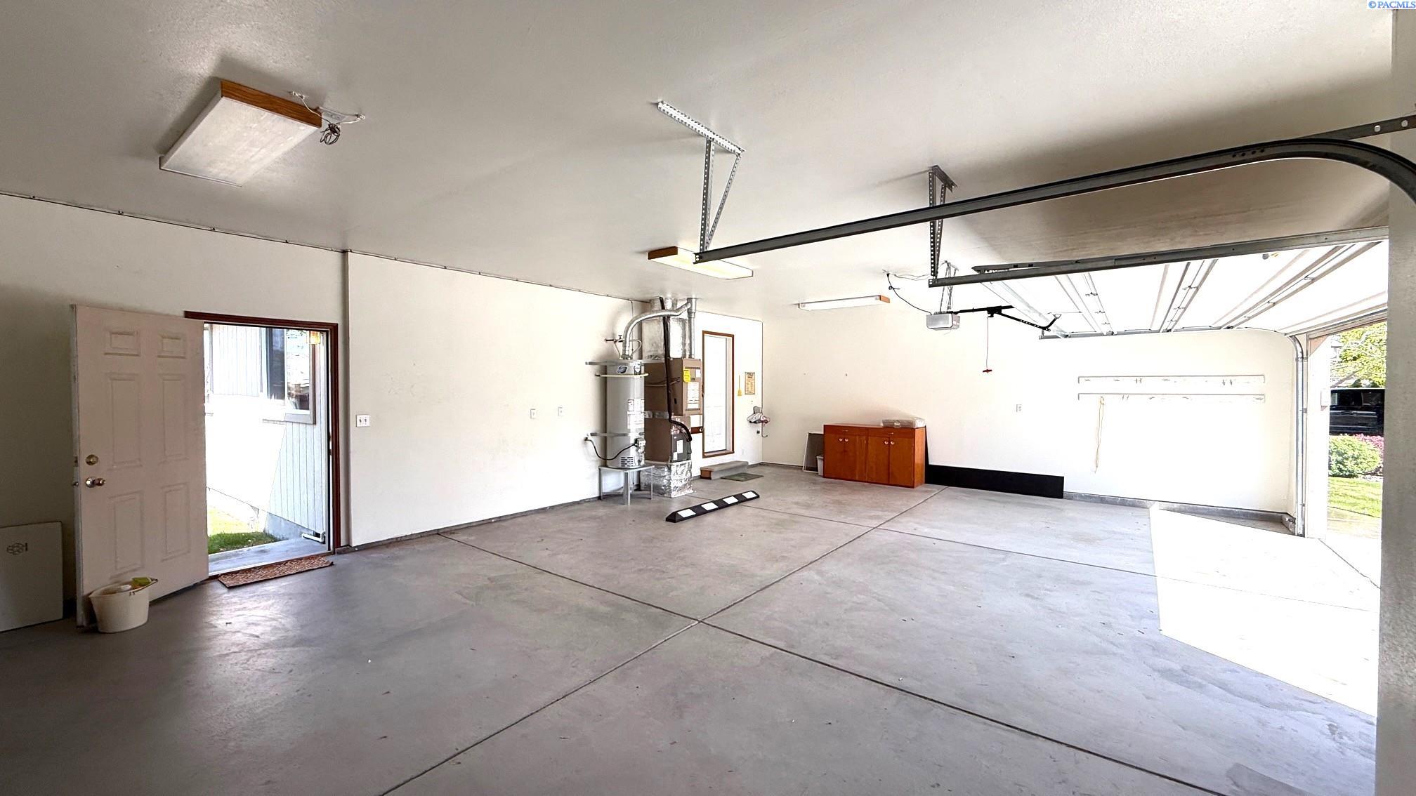 1848 Maui Dr, Richland, WA 99352