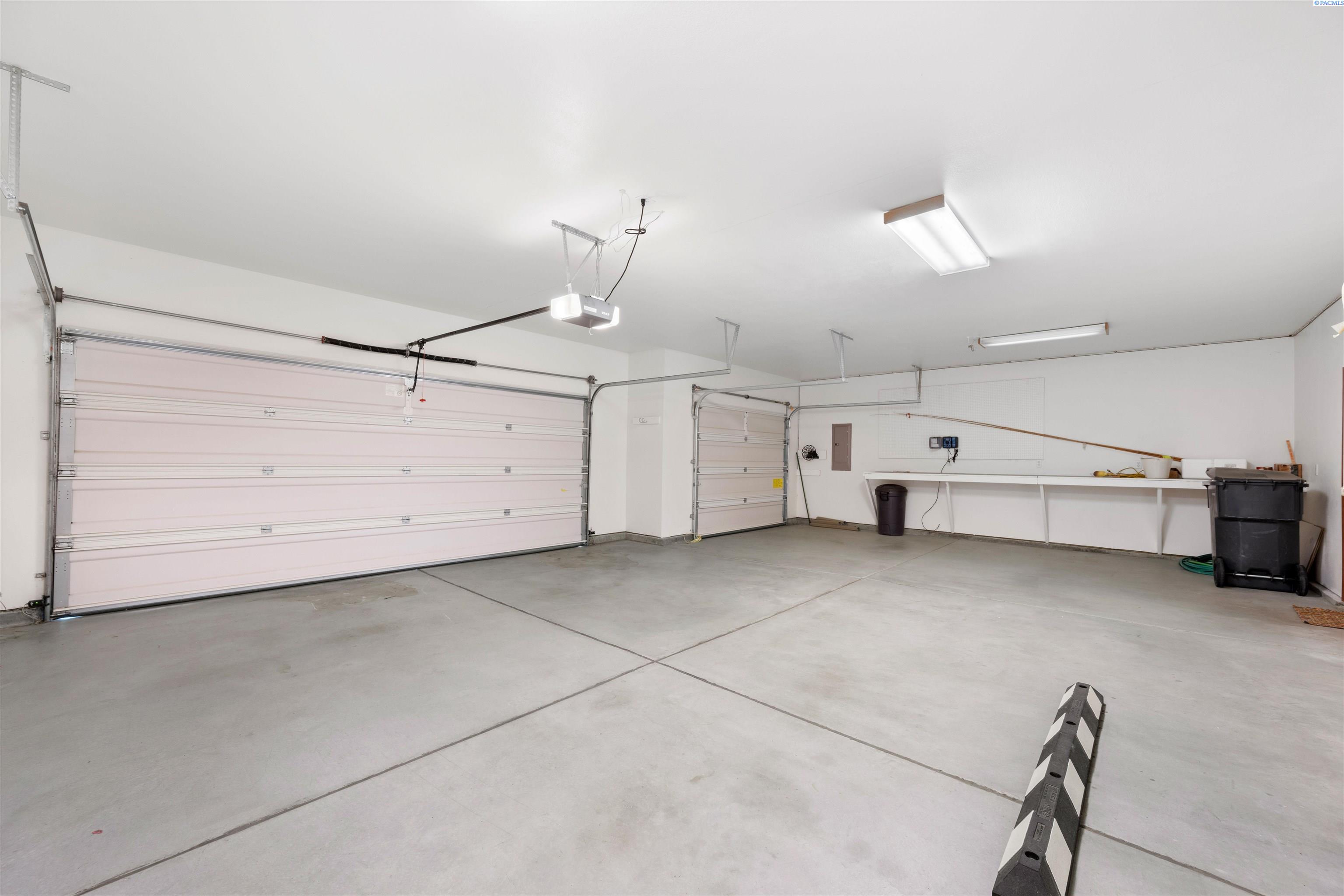 1848 Maui Dr, Richland, WA 99352