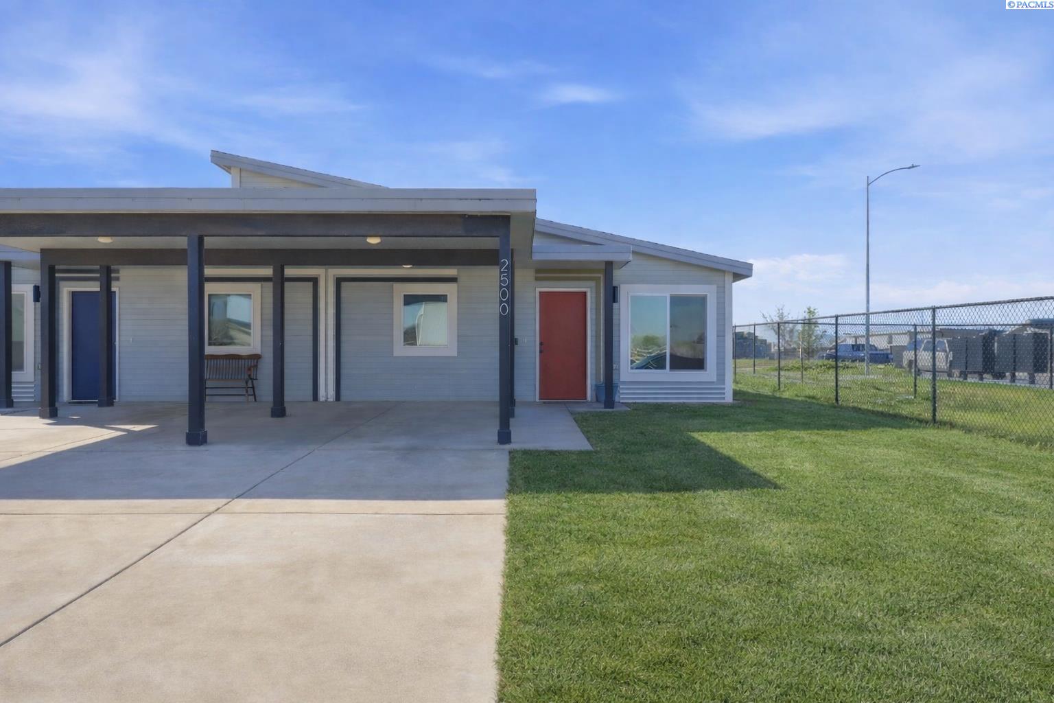 2500 Blaine St, Pasco WA 99301