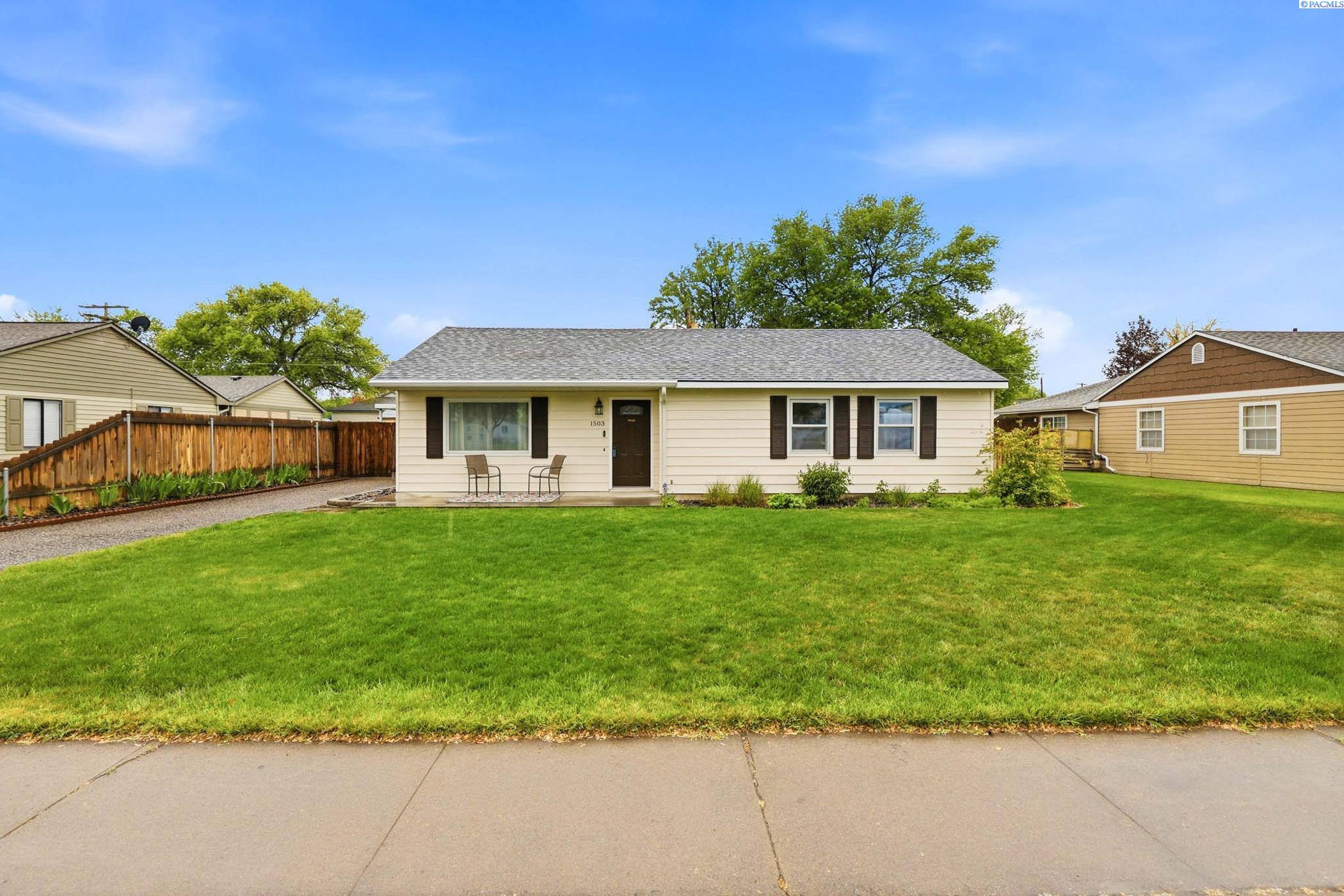 1503 Potter , Richland, WA 99354