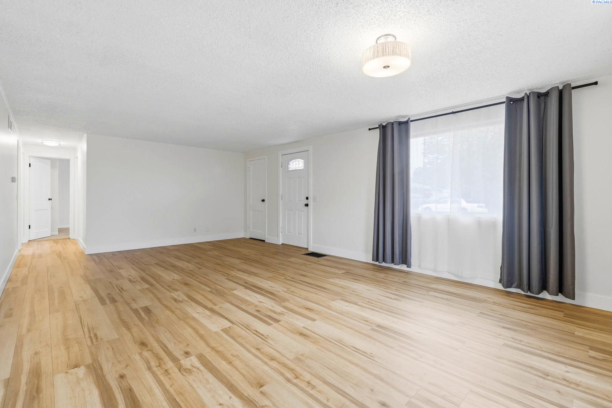 1503 Potter , Richland, WA 99354