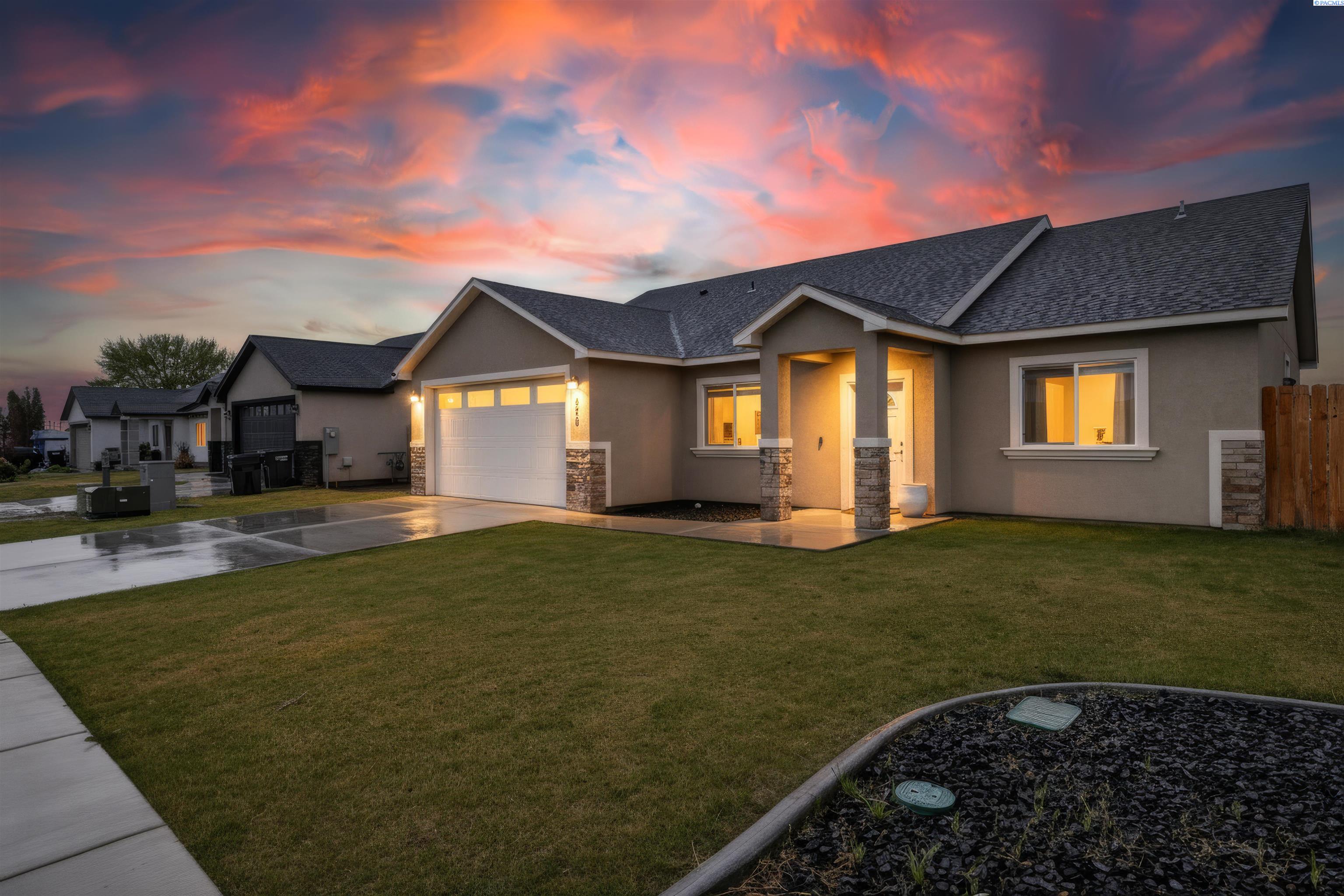 820 Beech Ave, Pasco, WA 99301