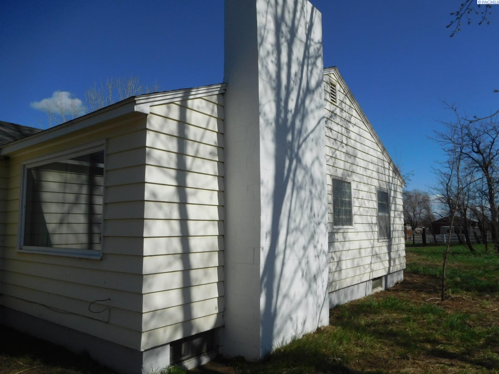 2005 Road 76 , Pasco, WA 99301