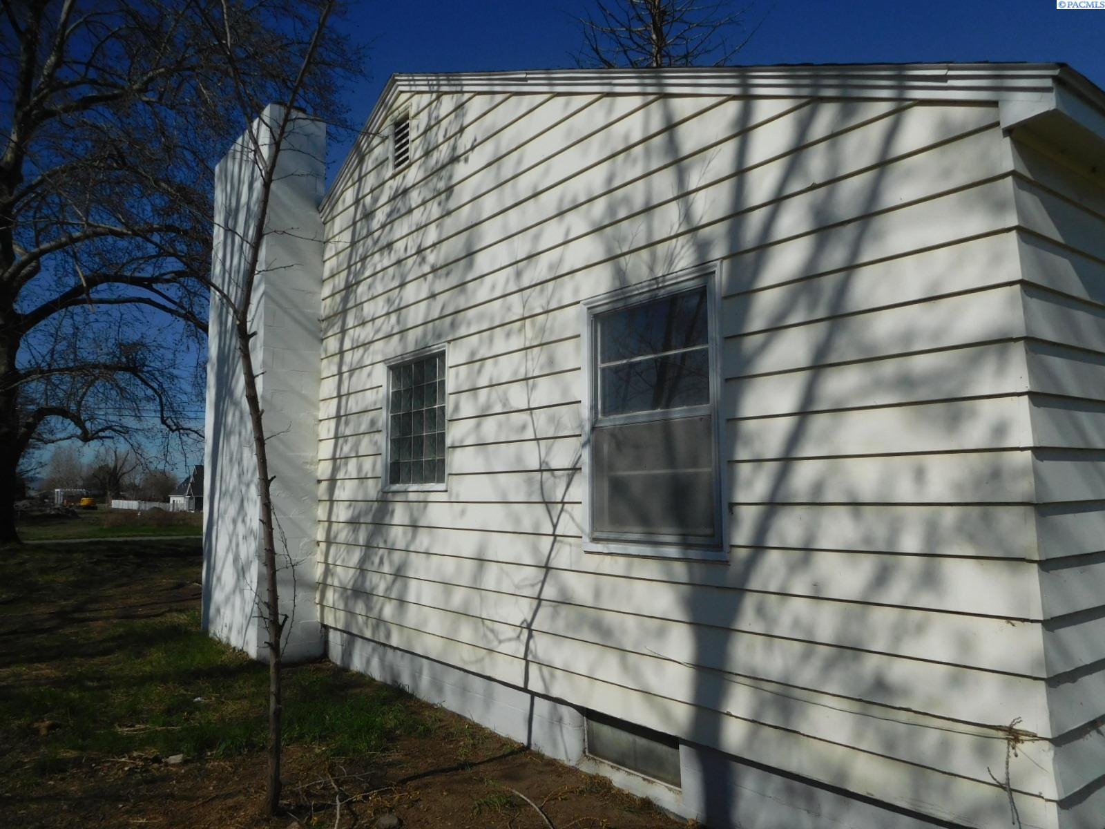 2005 Road 76 , Pasco, WA 99301