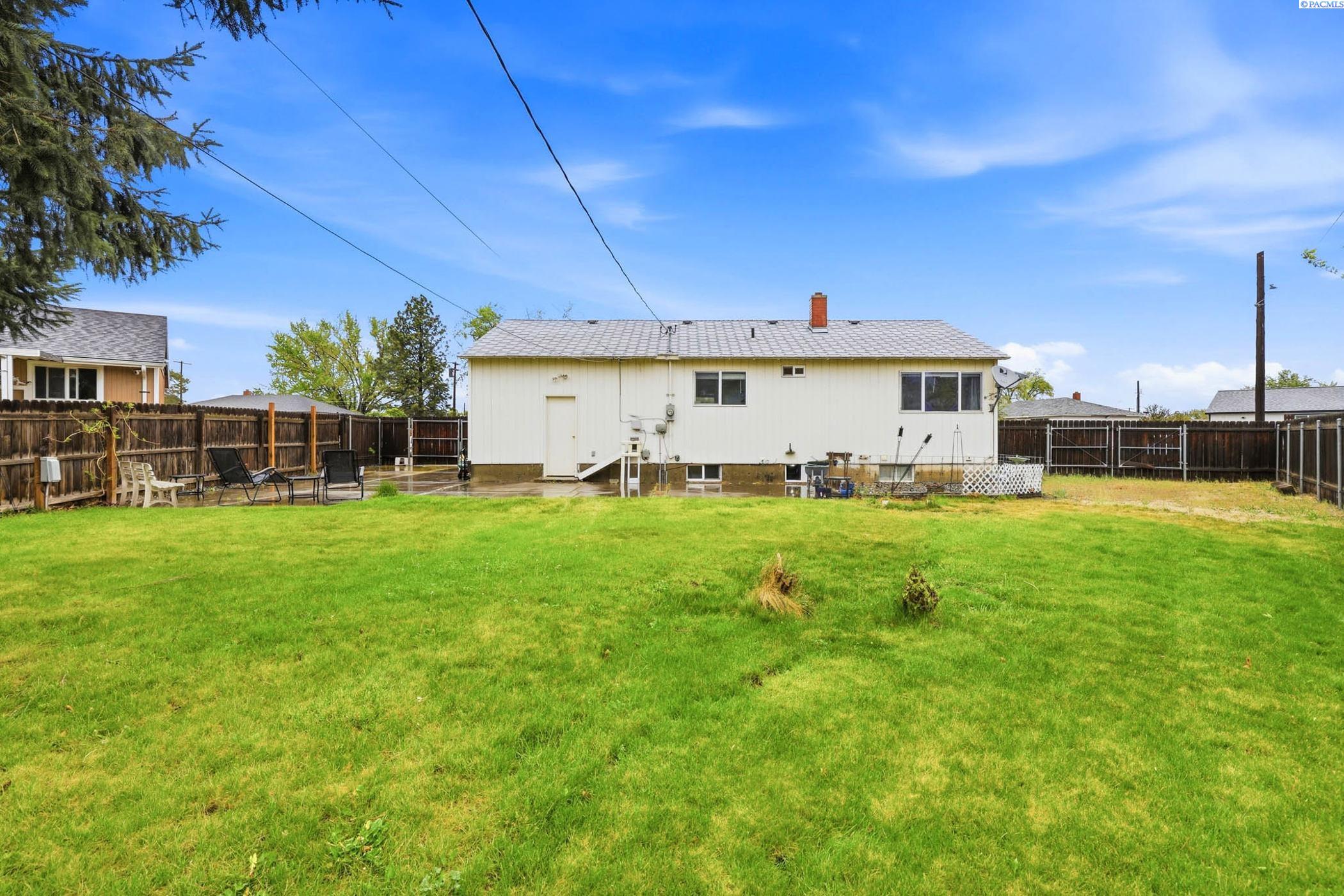 501 Berkshire St, Richland, WA 99354