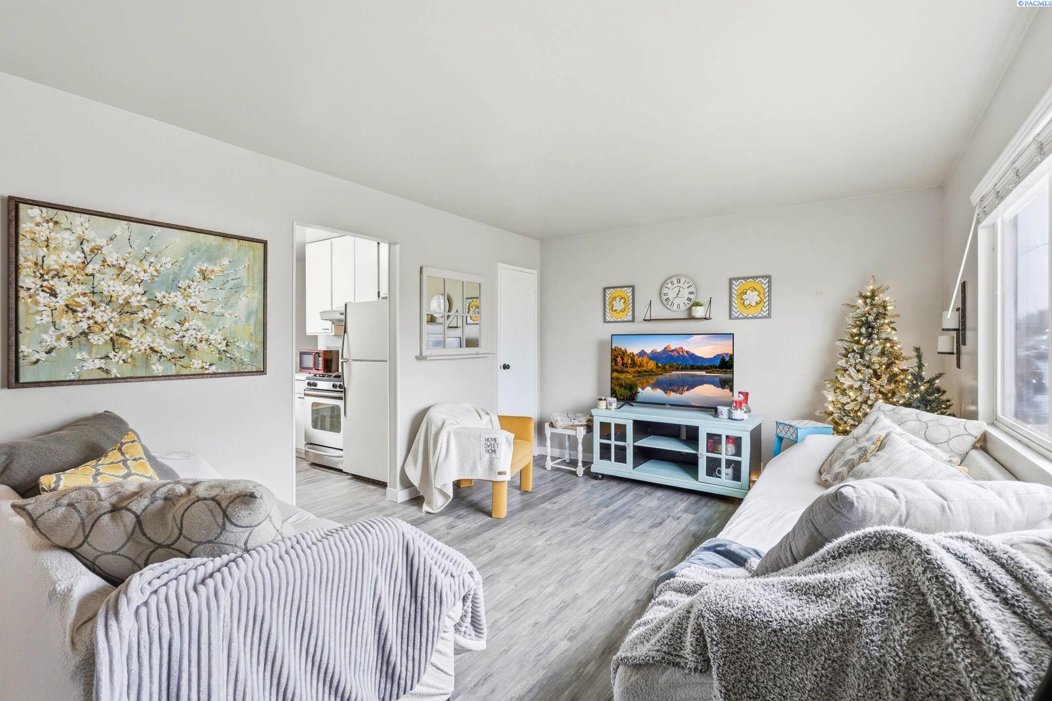 501 Berkshire St, Richland, WA 99354