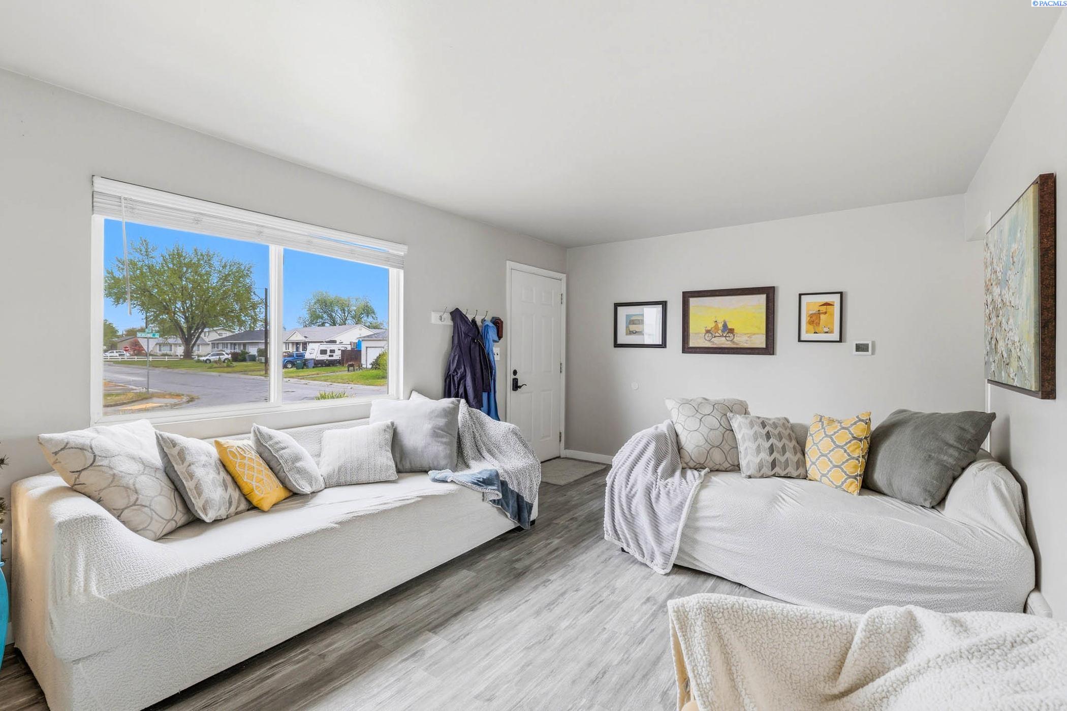 501 Berkshire St, Richland, WA 99354