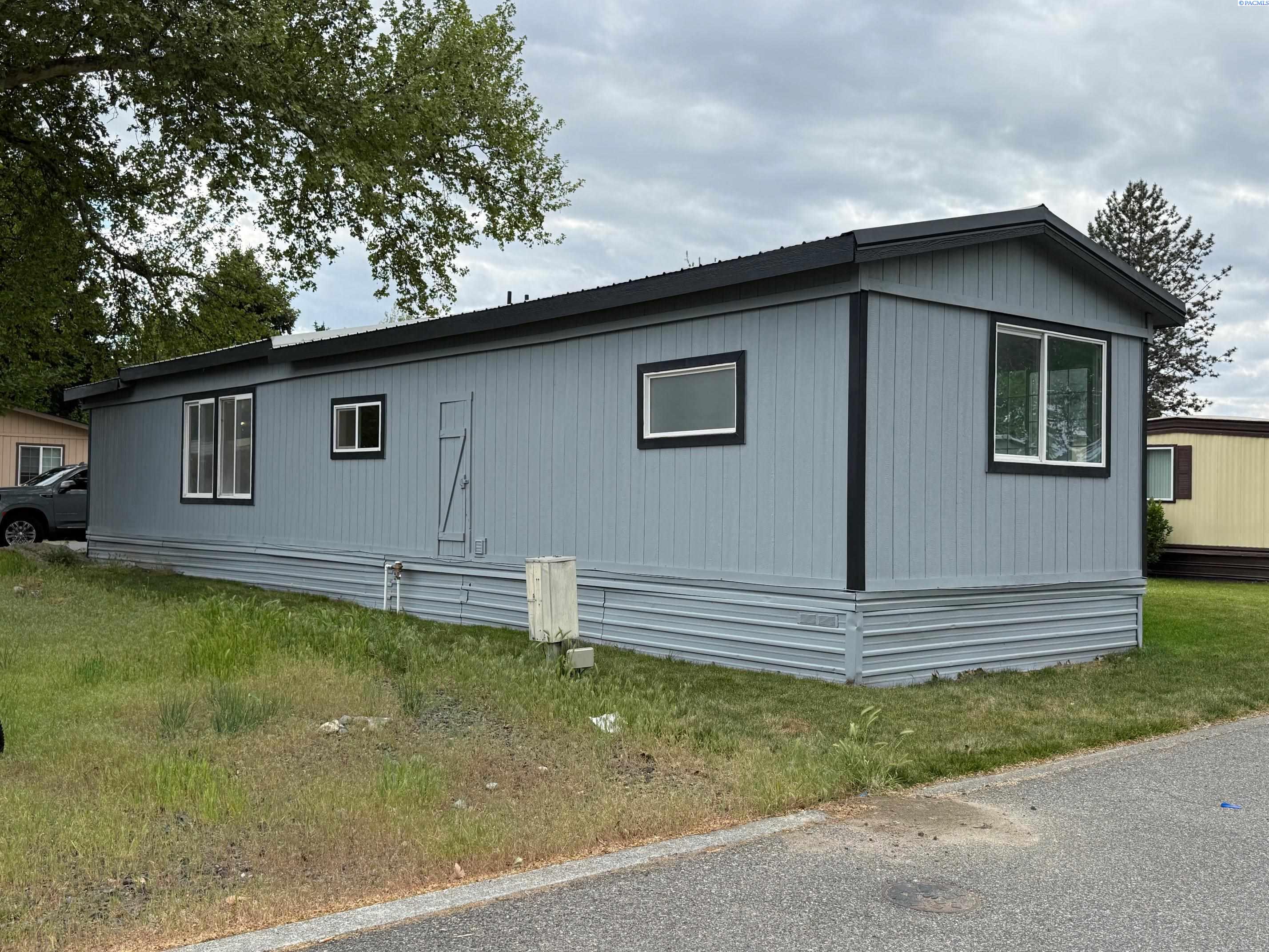 2021 Mahan Ave #l3 # L3, Richland WA 99354