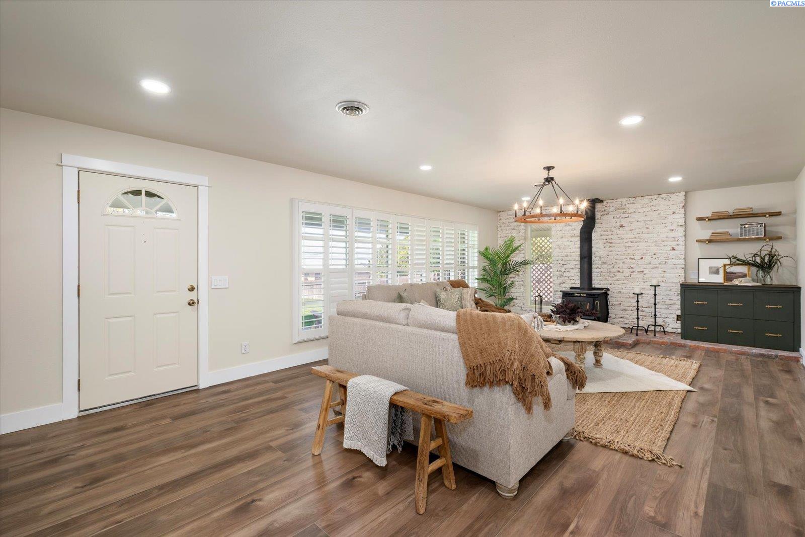 4427 Rio Grande Ave, Kennewick, WA 99336