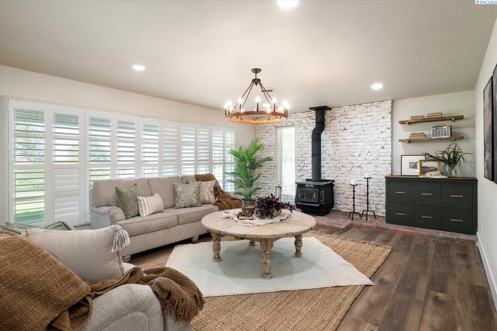 4427 Rio Grande Ave, Kennewick, WA 99336