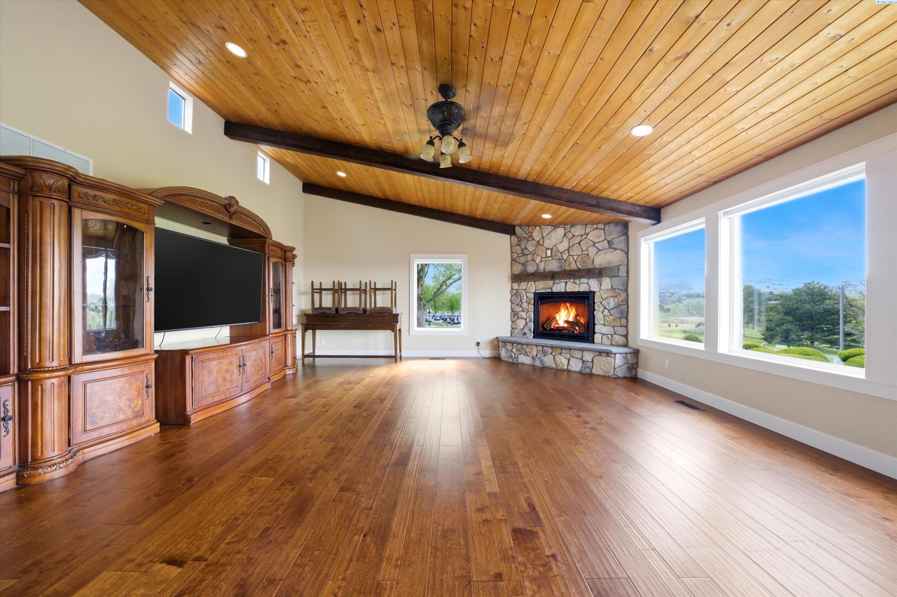 2033 Trevino Ct, Richland, WA 99352