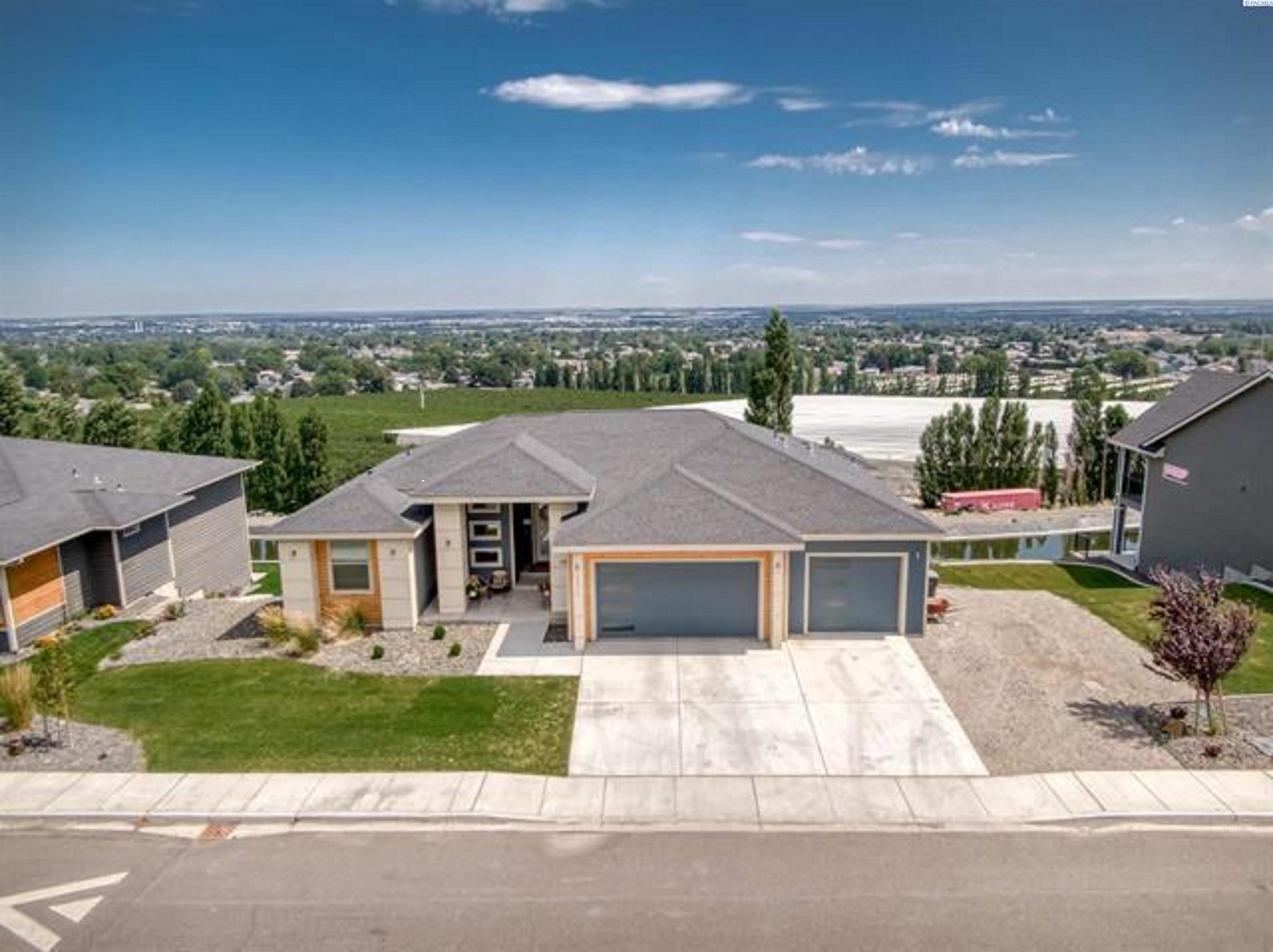 5373 Kent St, Kennewick, WA 99337