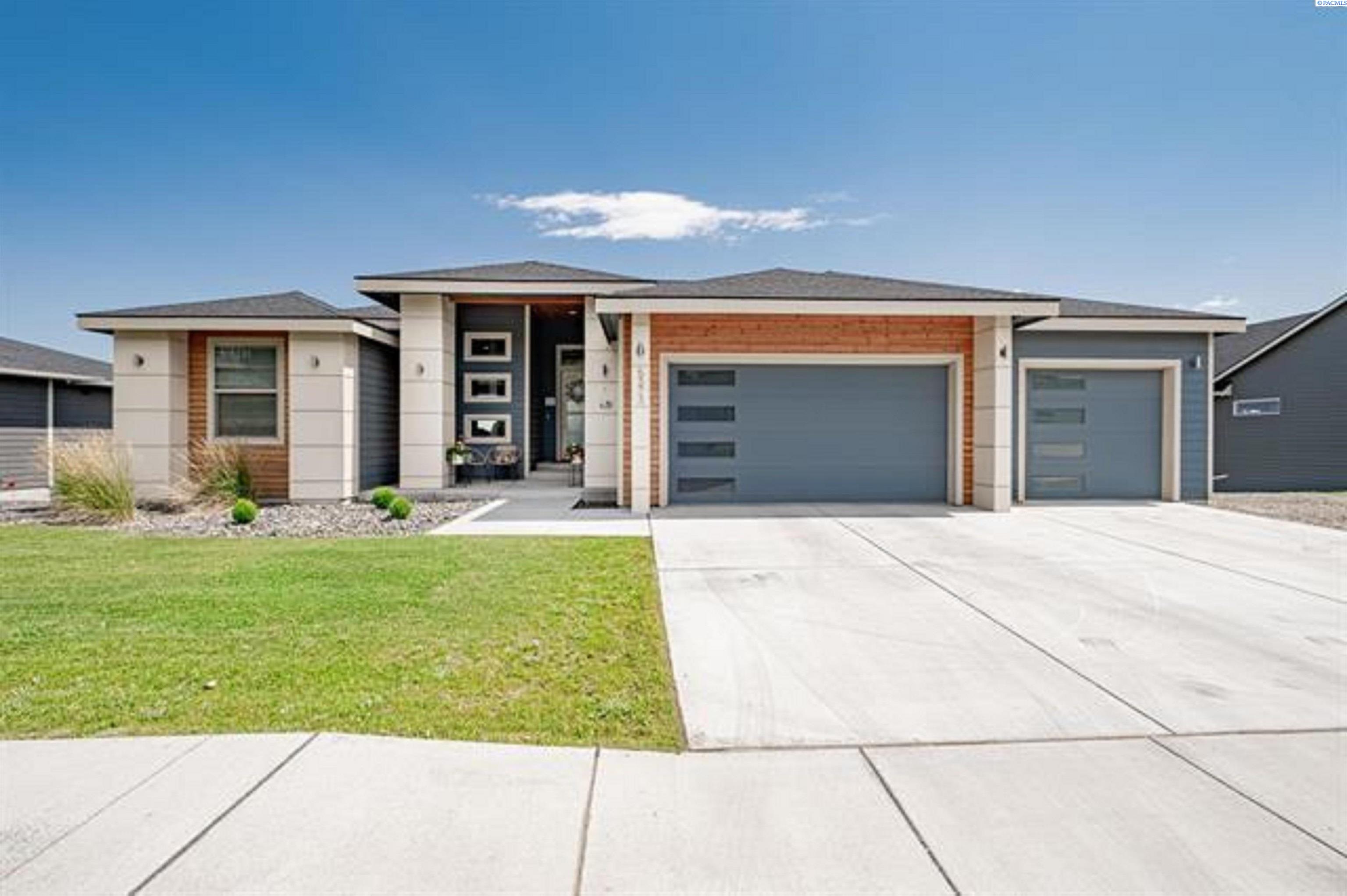 5373 Kent St, Kennewick, WA 99337