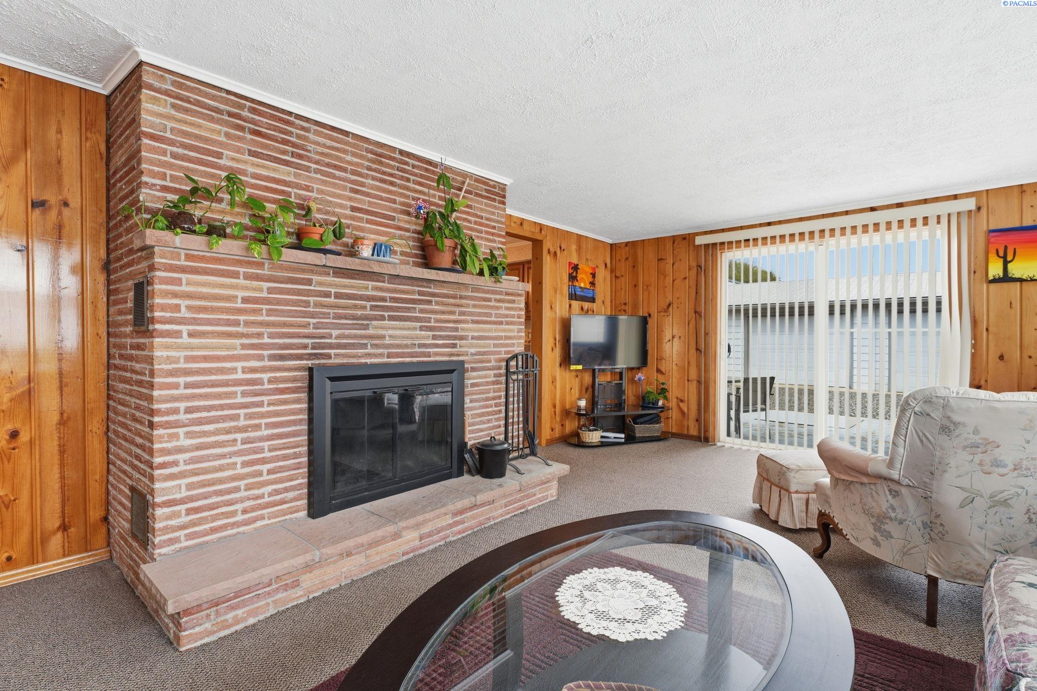 903 27th , Kennewick, WA 99337