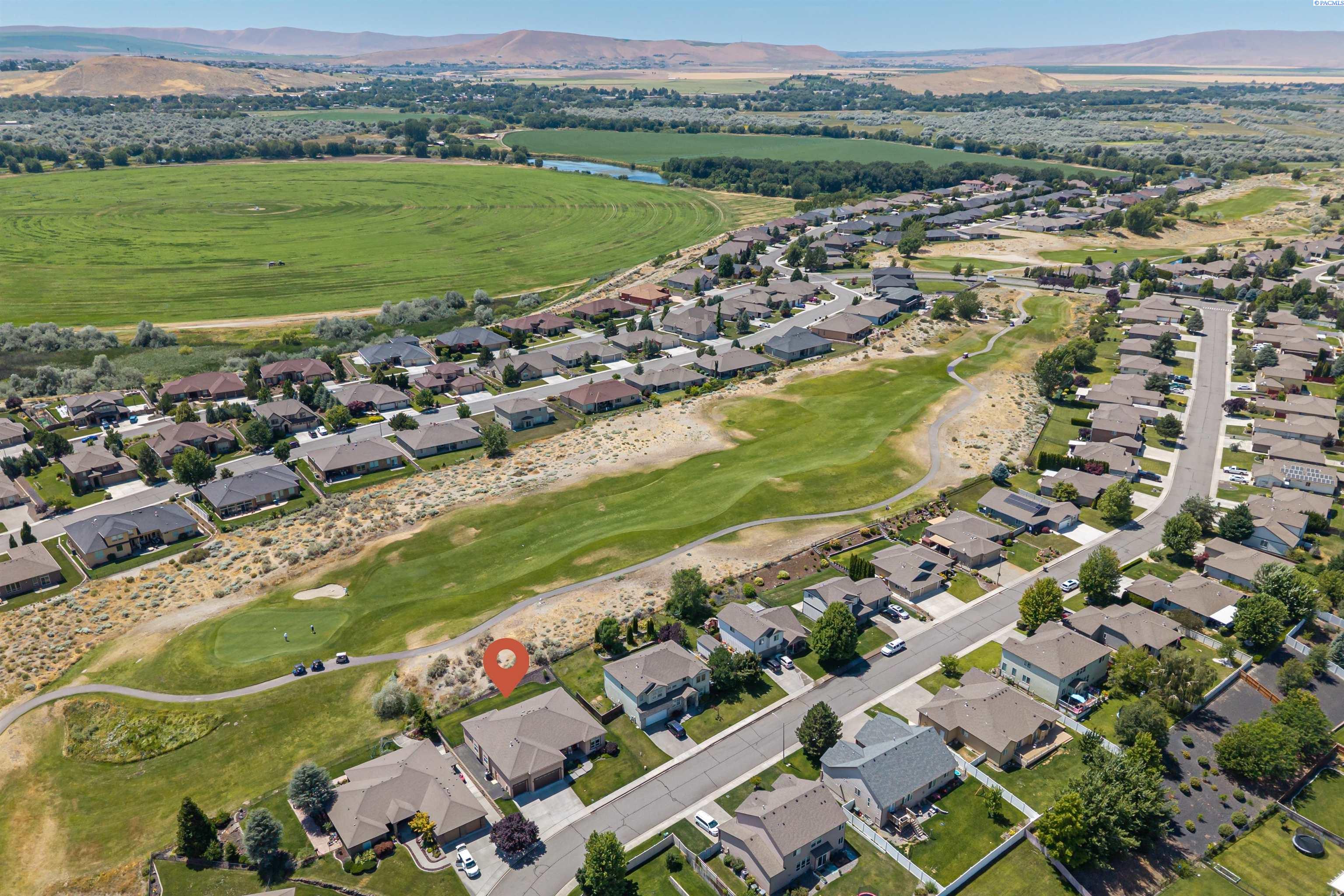 2860 Sawgrass Loop, Richland, WA 99354