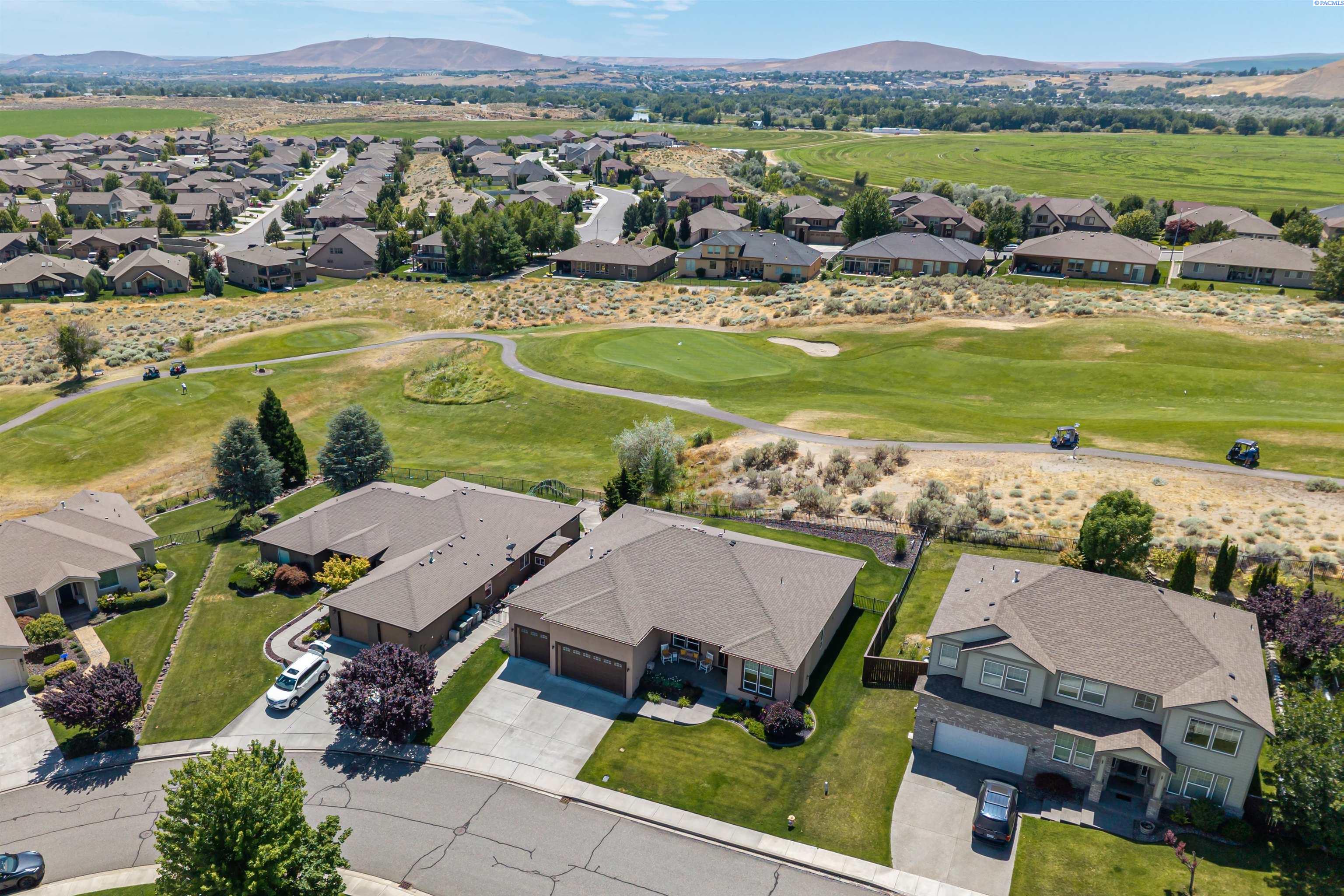 2860 Sawgrass Loop, Richland, WA 99354