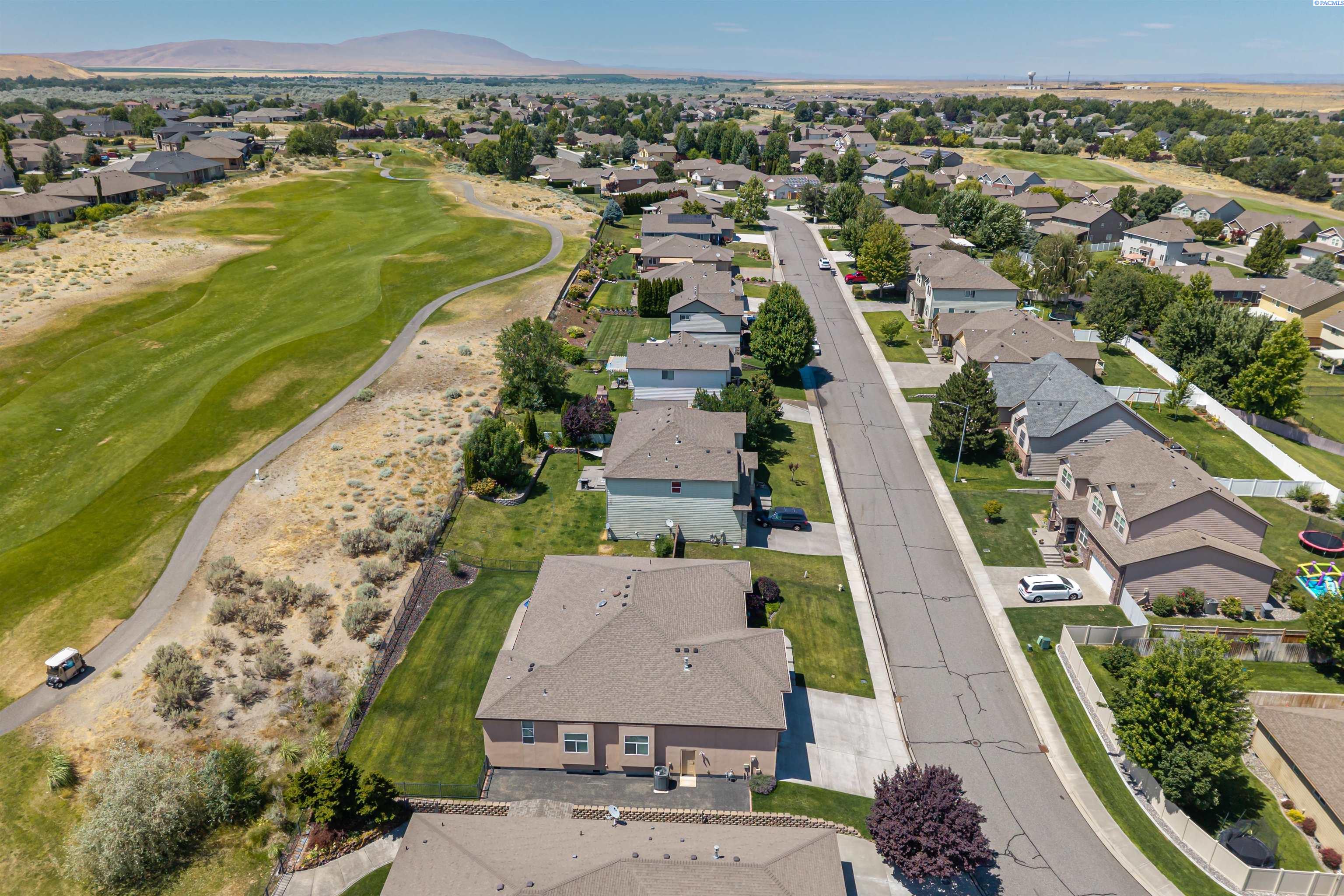 2860 Sawgrass Loop, Richland, WA 99354