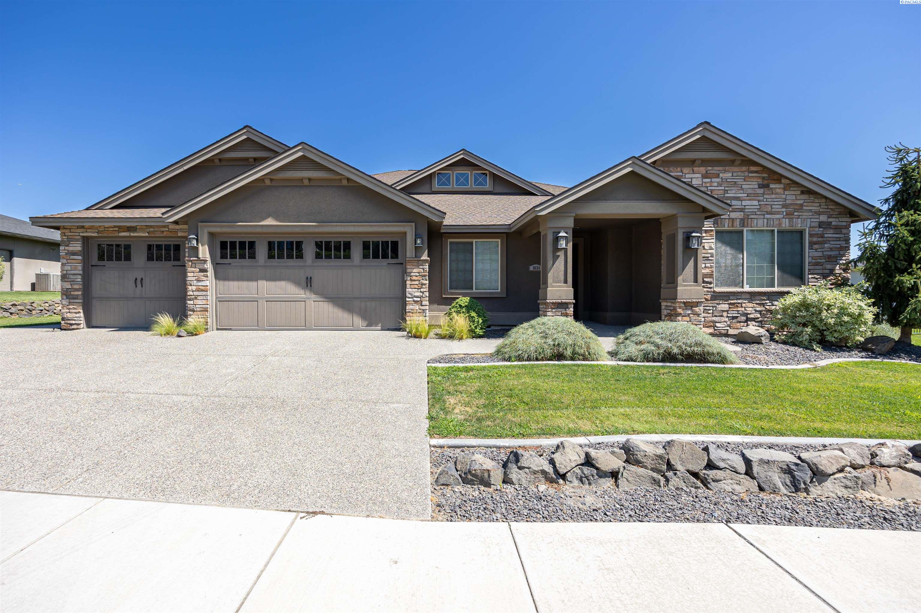 1638 Naples Ln, Richland, WA 99352