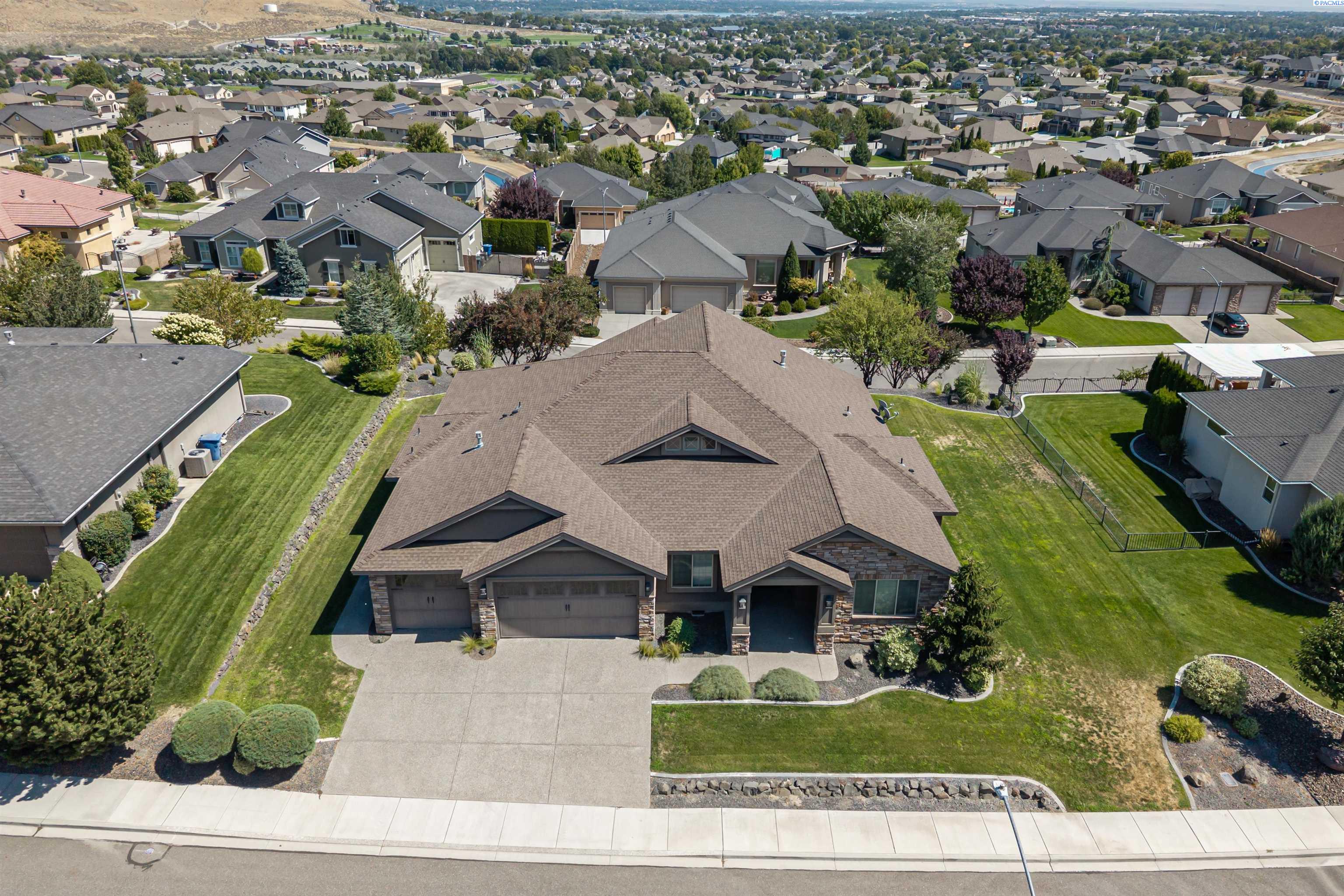 1638 Naples Ln, Richland, WA 99352