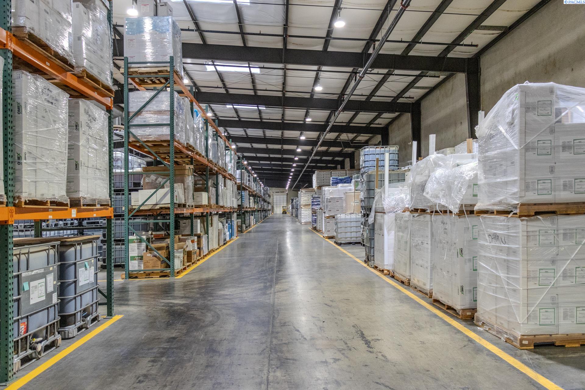 1211 Saint Helens St #B4, Pasco, WA 99301