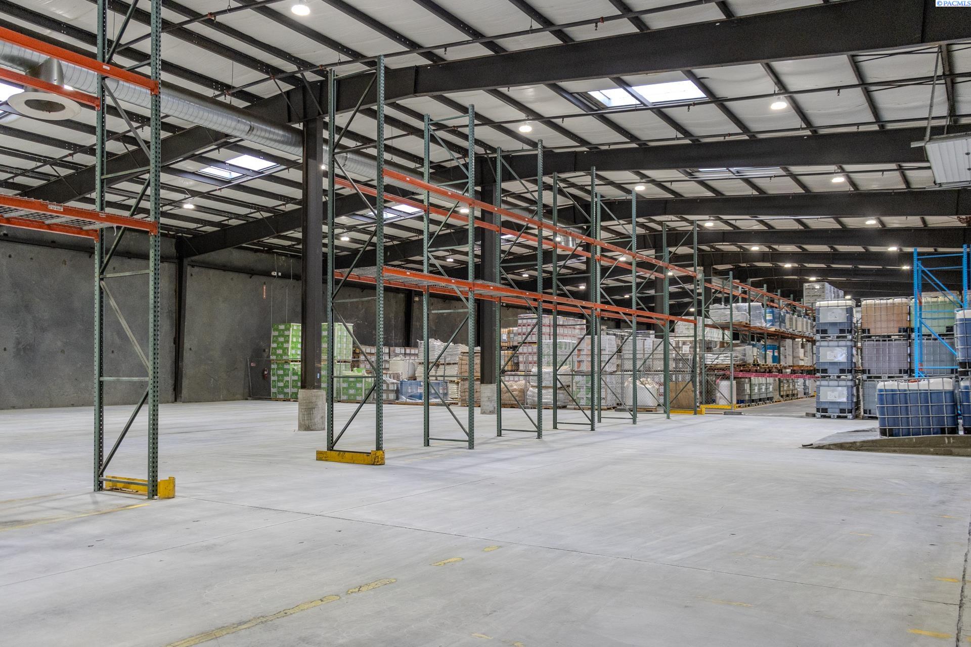 1211 Saint Helens St #B4, Pasco, WA 99301